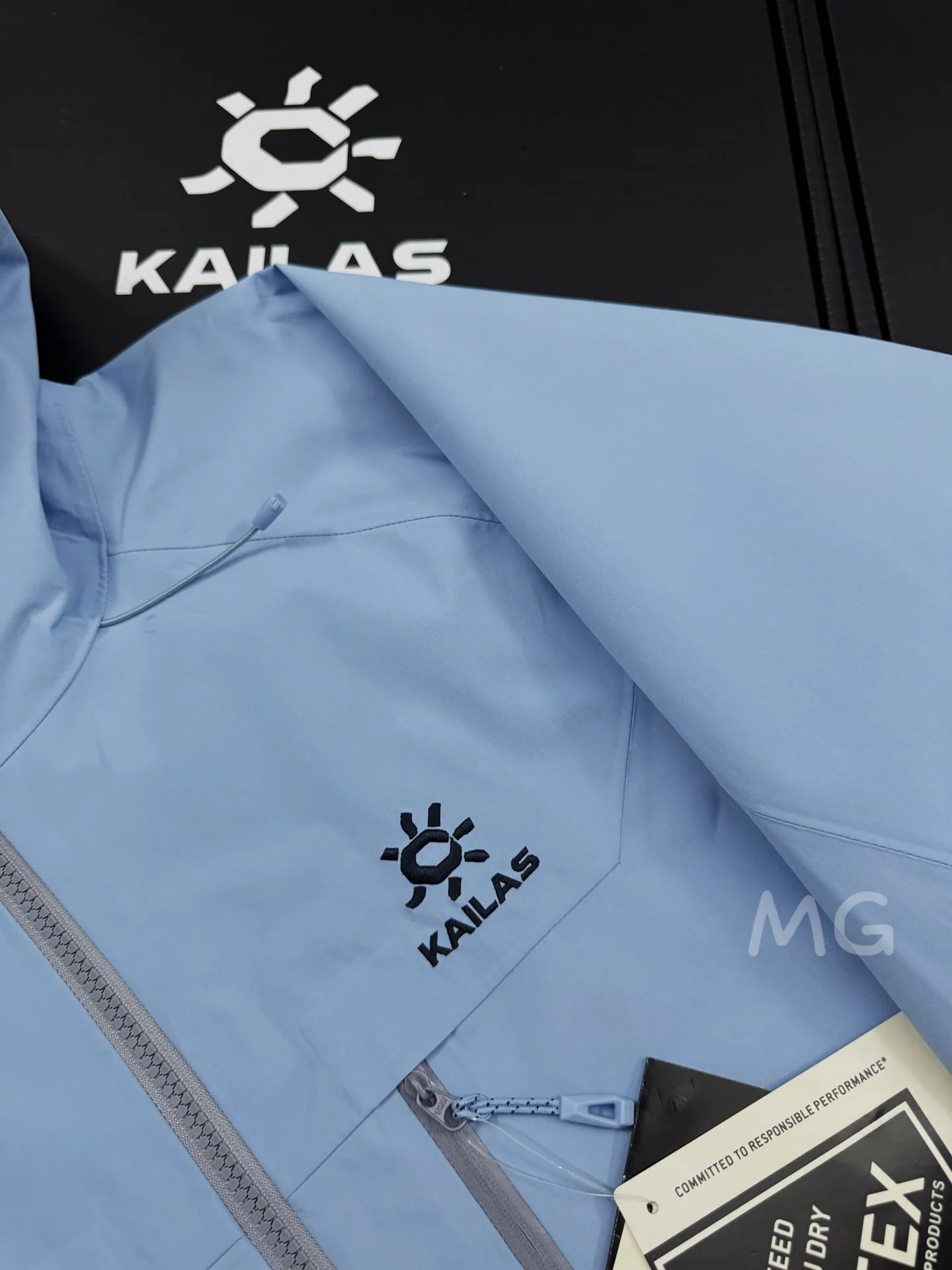 KAILAS Mont-X Pro Waterproof Hardshell Jacket D46020633 — view 5