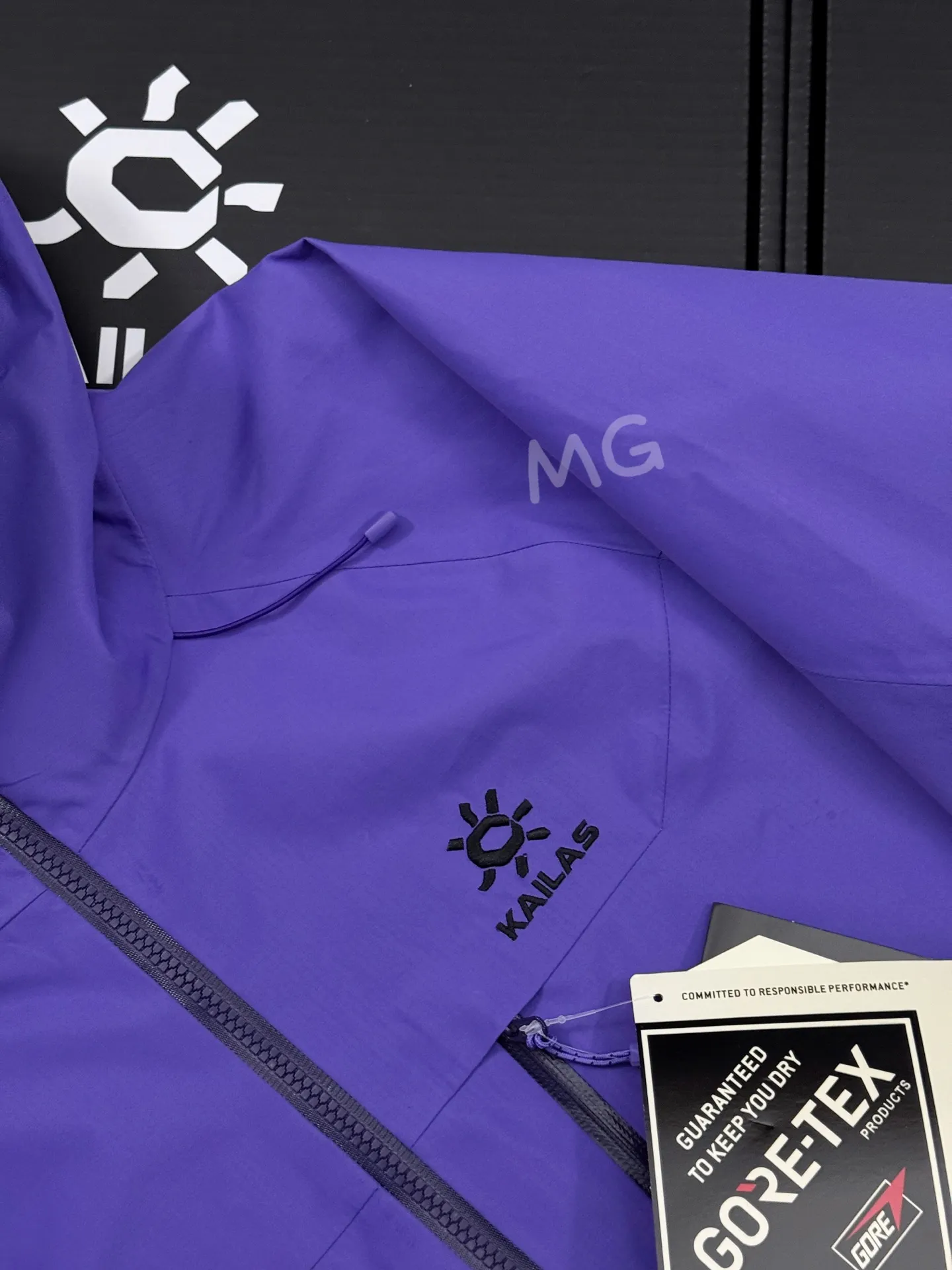 KAILAS Mont-X Pro GORE-TEX Hardshell Jacket D46020632 — view 3