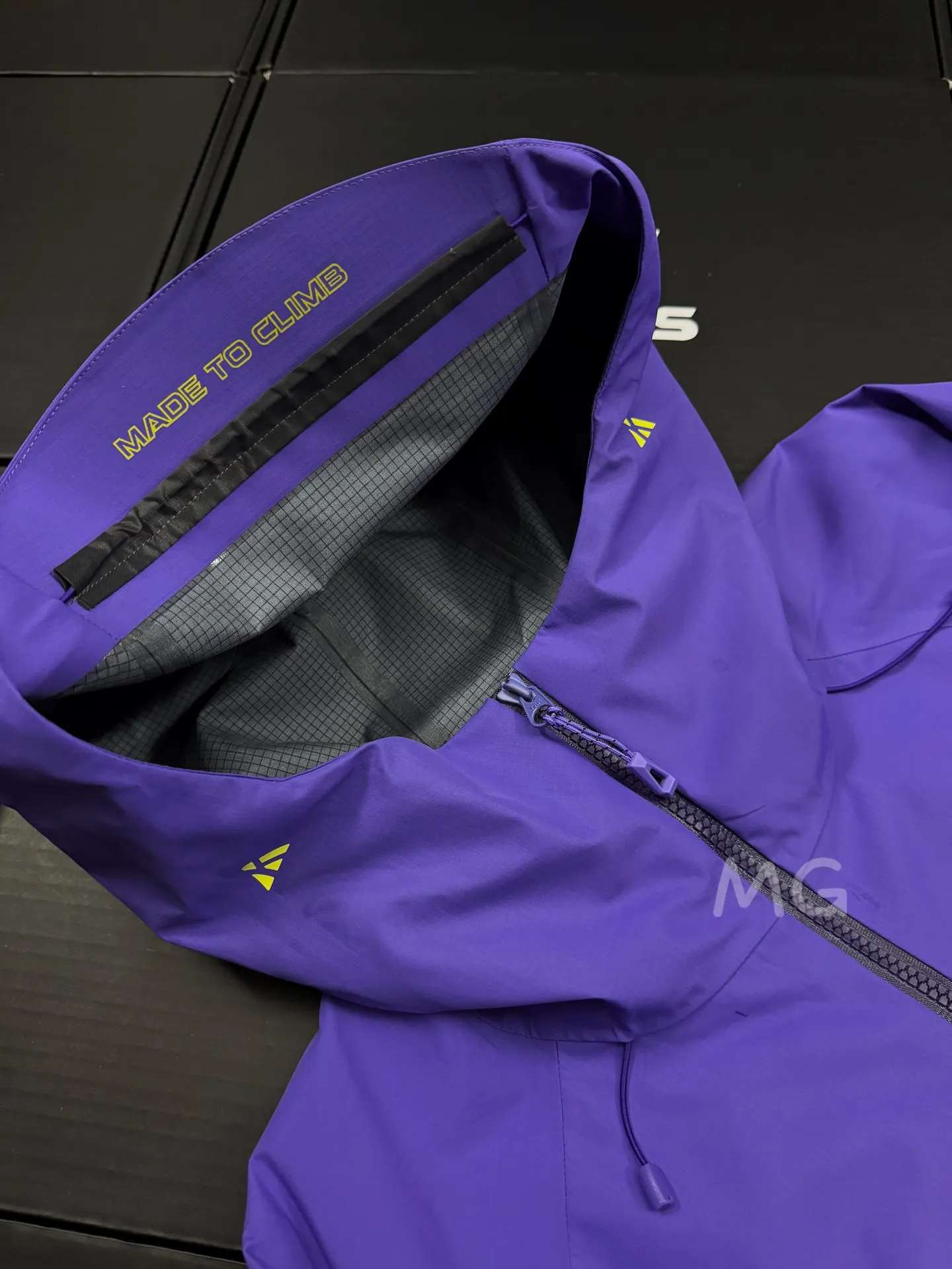 KAILAS Mont-X Pro GORE-TEX Hardshell Jacket D46020632 — view 4