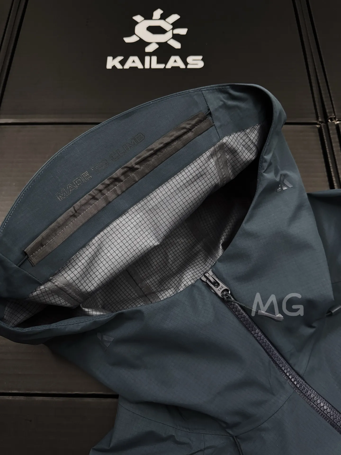 KAILAS MONT-X Pro Waterproof Hardshell Jacket D46020634 — view 4