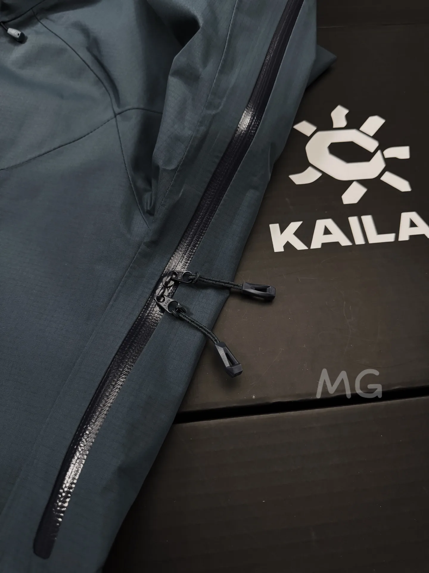 KAILAS MONT-X Pro Waterproof Hardshell Jacket D46020634 — view 6