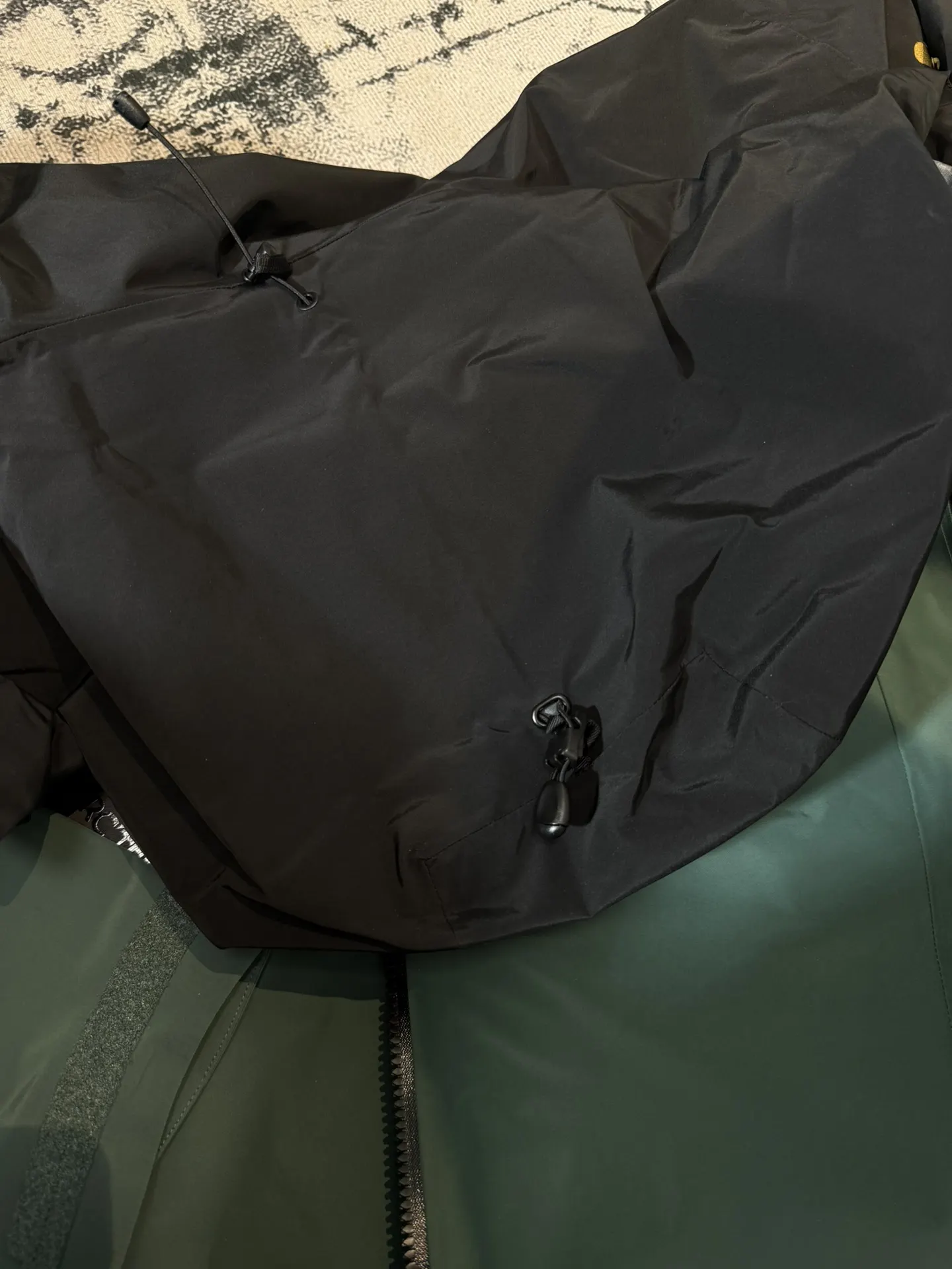 Alpha SV 3-in-1 GORE-TEX Down Jacket D48020699 — view 11