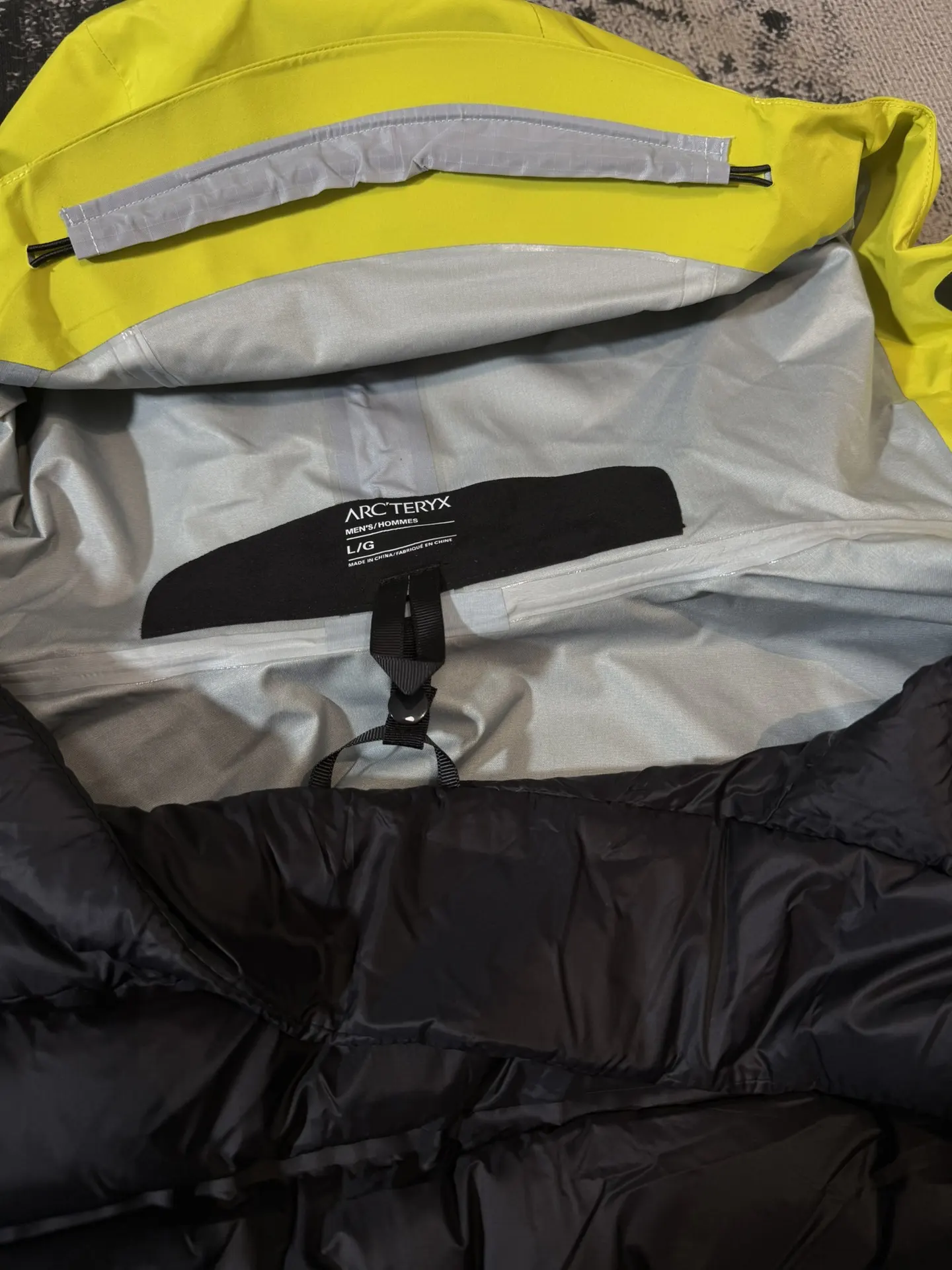Alpha SV 3-in-1 GORE-TEX Down Jacket D48020697 — view 16