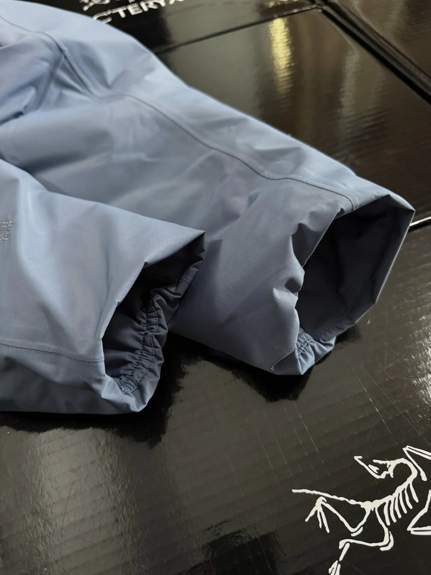 Solano Down Hooded GORE-TEX Jacket D52020886 — view 7