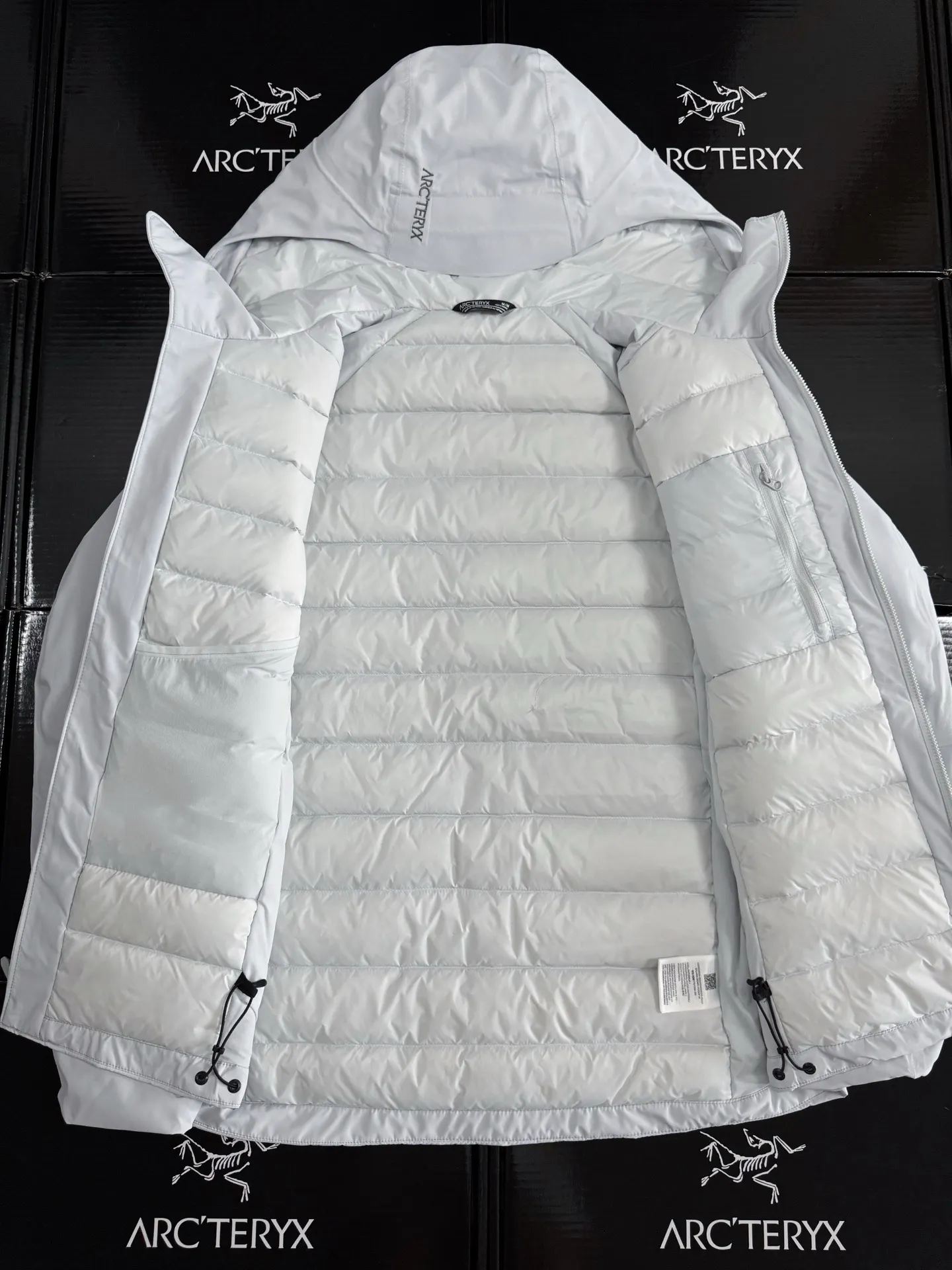 Solano GORE-TEX Down-Filled Hooded Jacket D52020887 — view 8