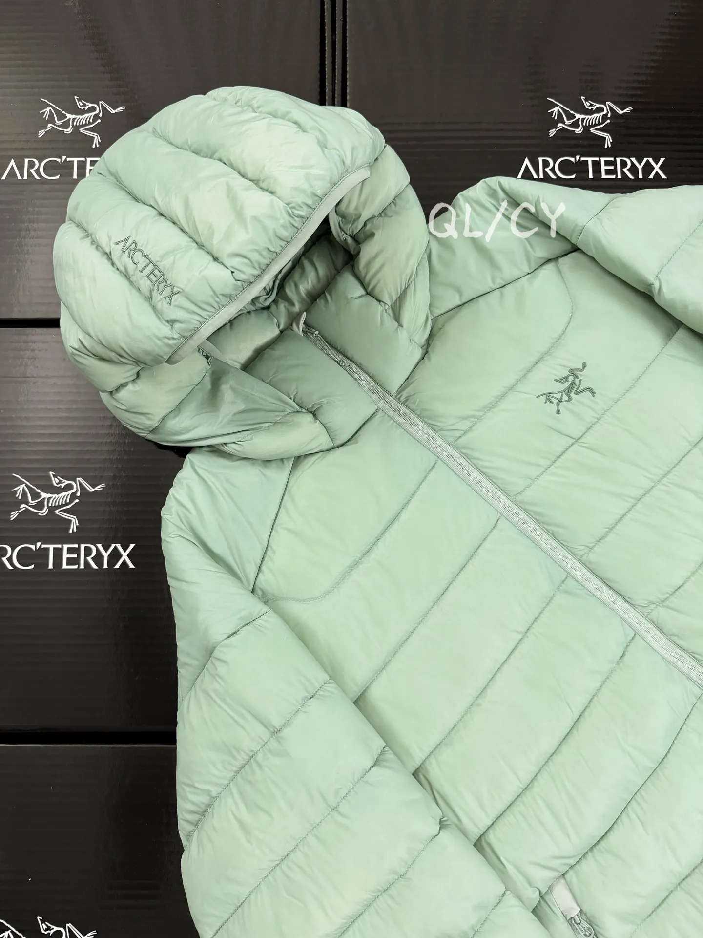 Cerium Hooded Down Puffer Jacket D52020955 — view 2