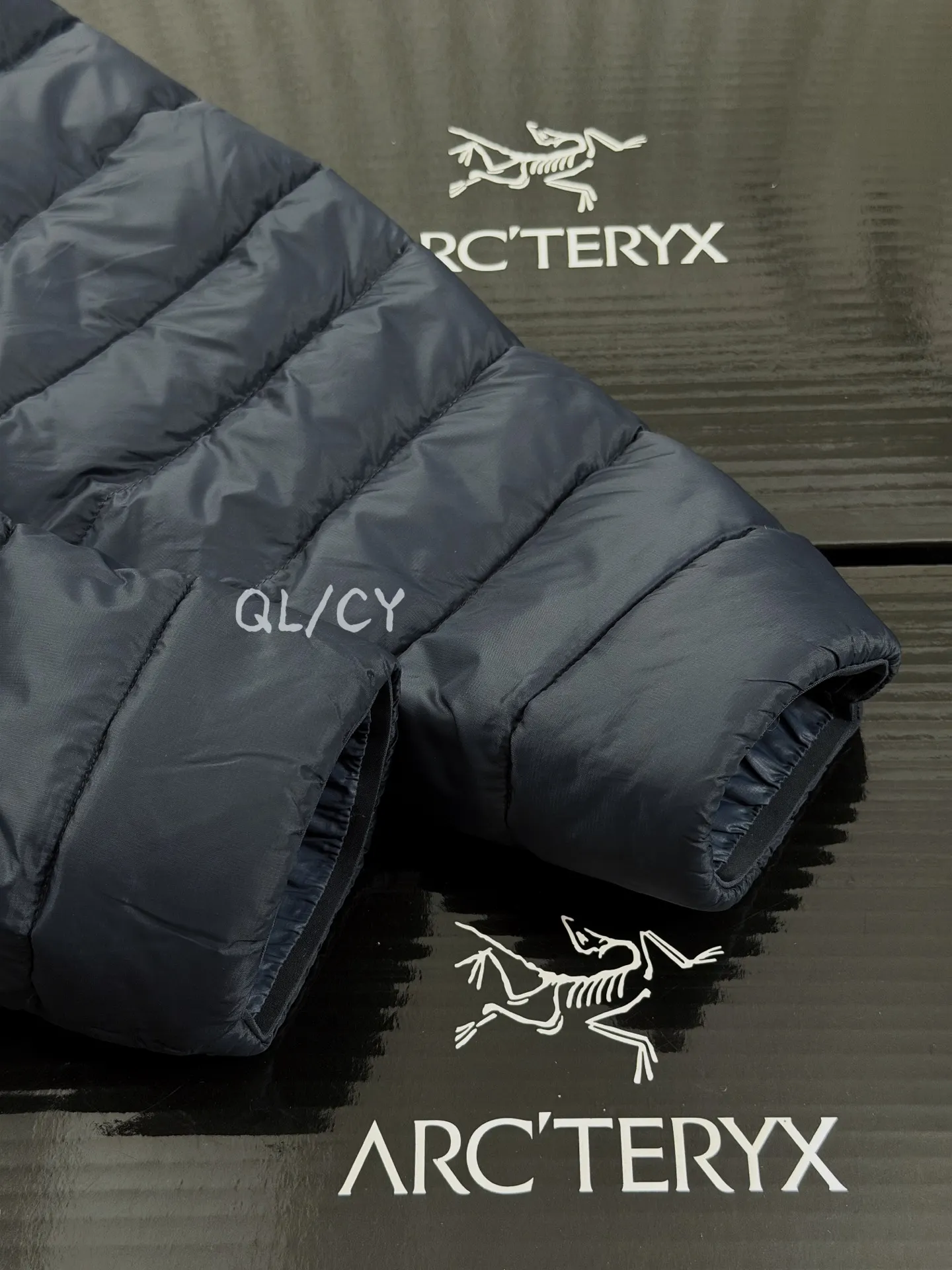 Cerium Hooded Down Puffer Jacket D52020957 — view 6