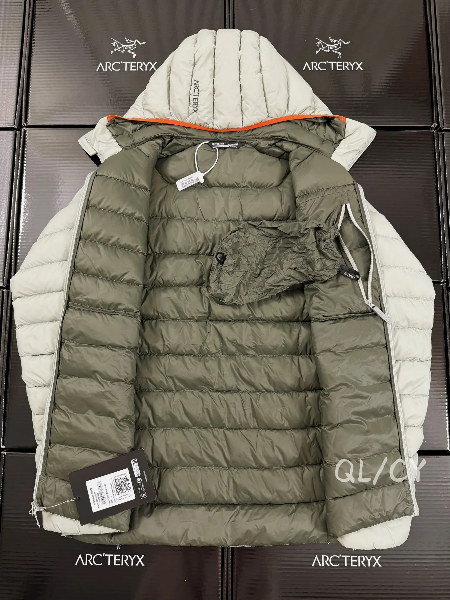 Cerium Hooded Down Puffer Jacket D52020956 — view 8
