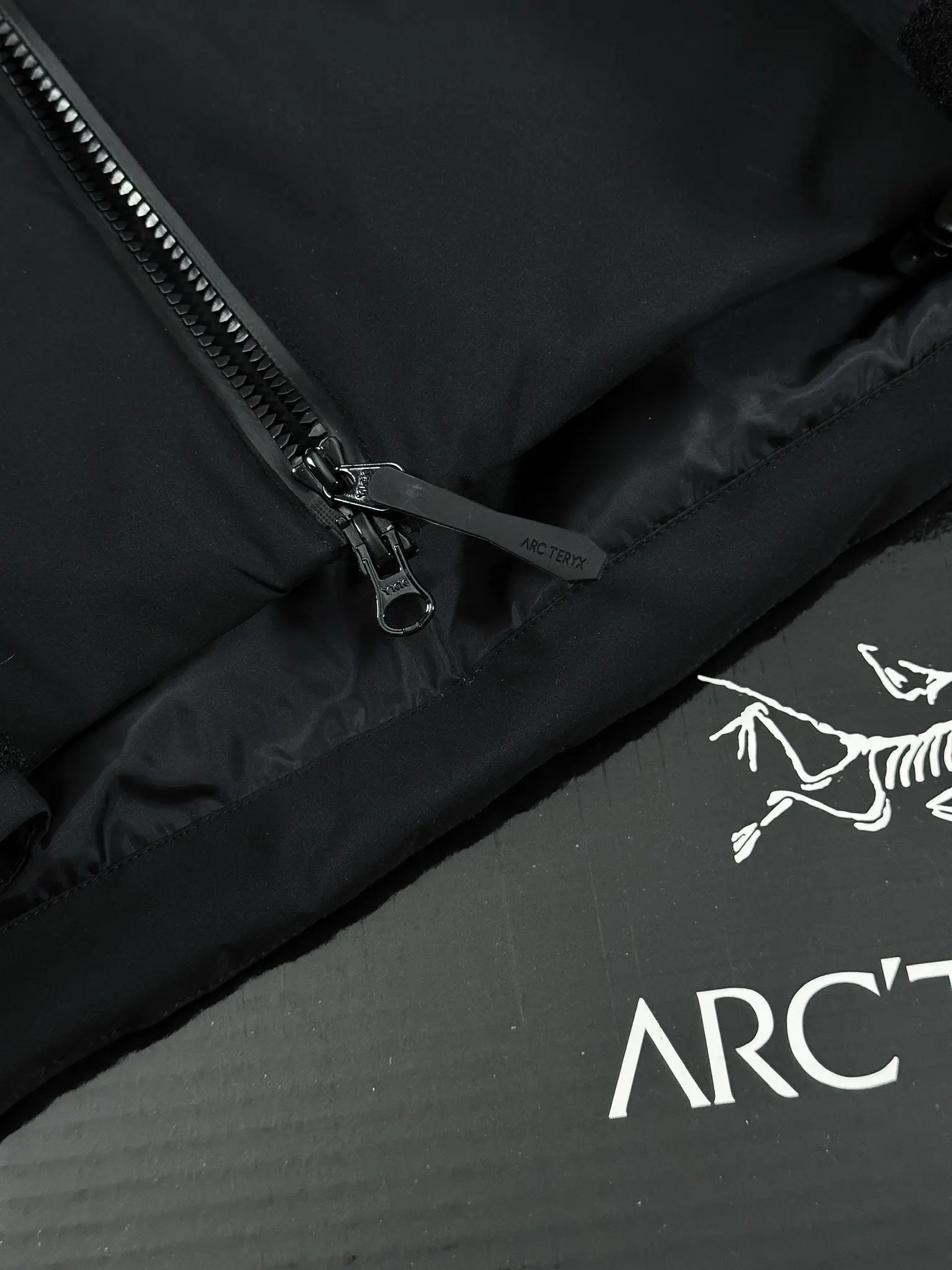 Beta Down Insulated GORE-TEX Jacket D52020575 — view 7