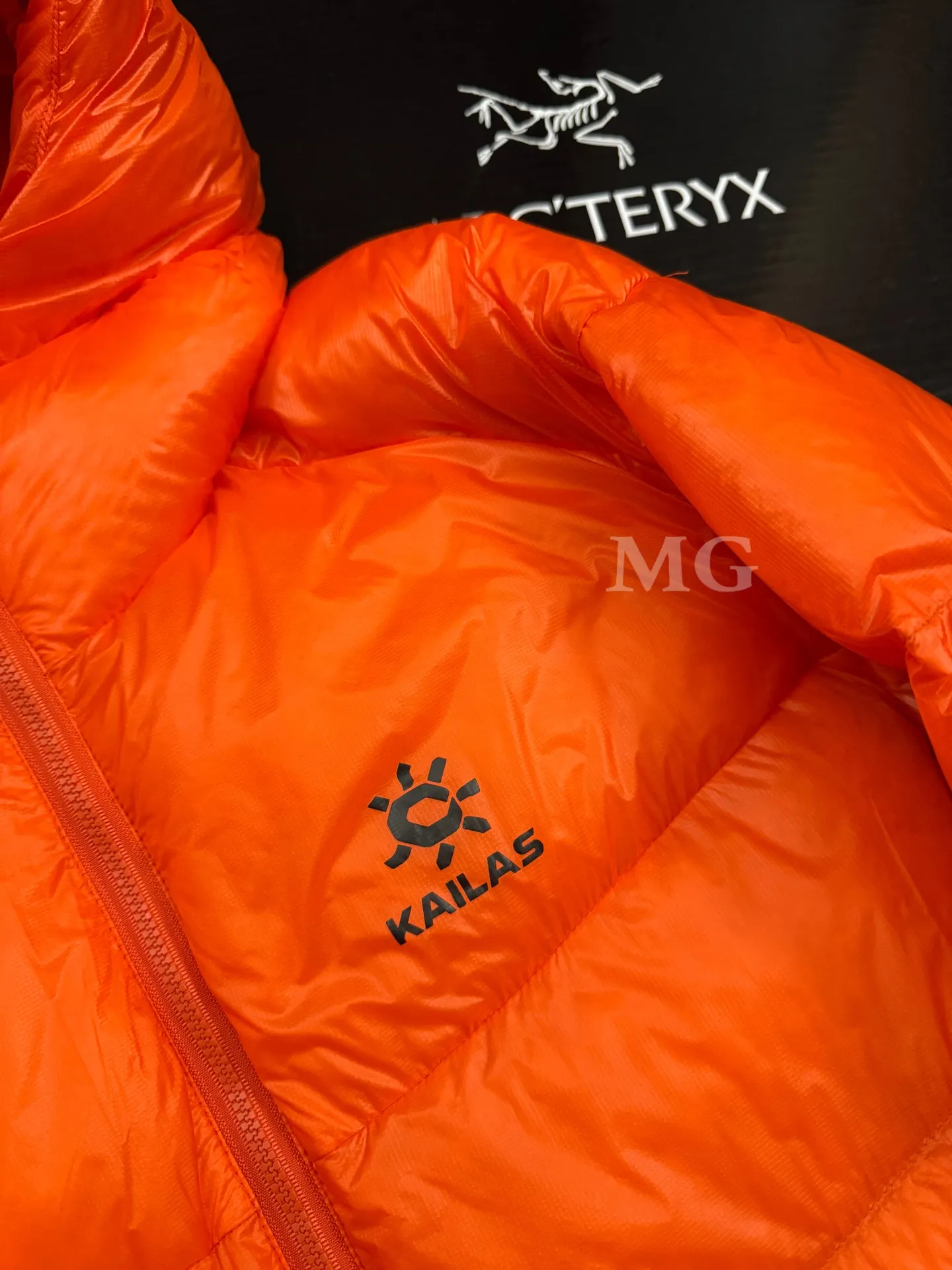 Kailas 5000GT Hooded Down Puffer Jacket D56020710 — view 2