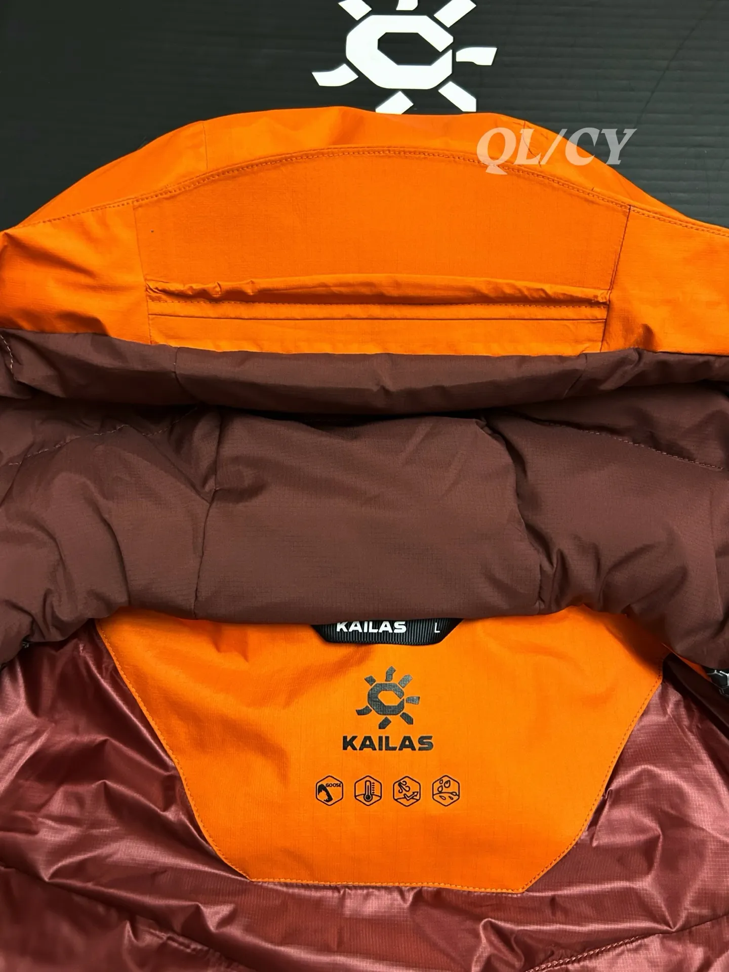 Aspen Hardshell Down-Filled Hooded Jacket D56020722 — view 8