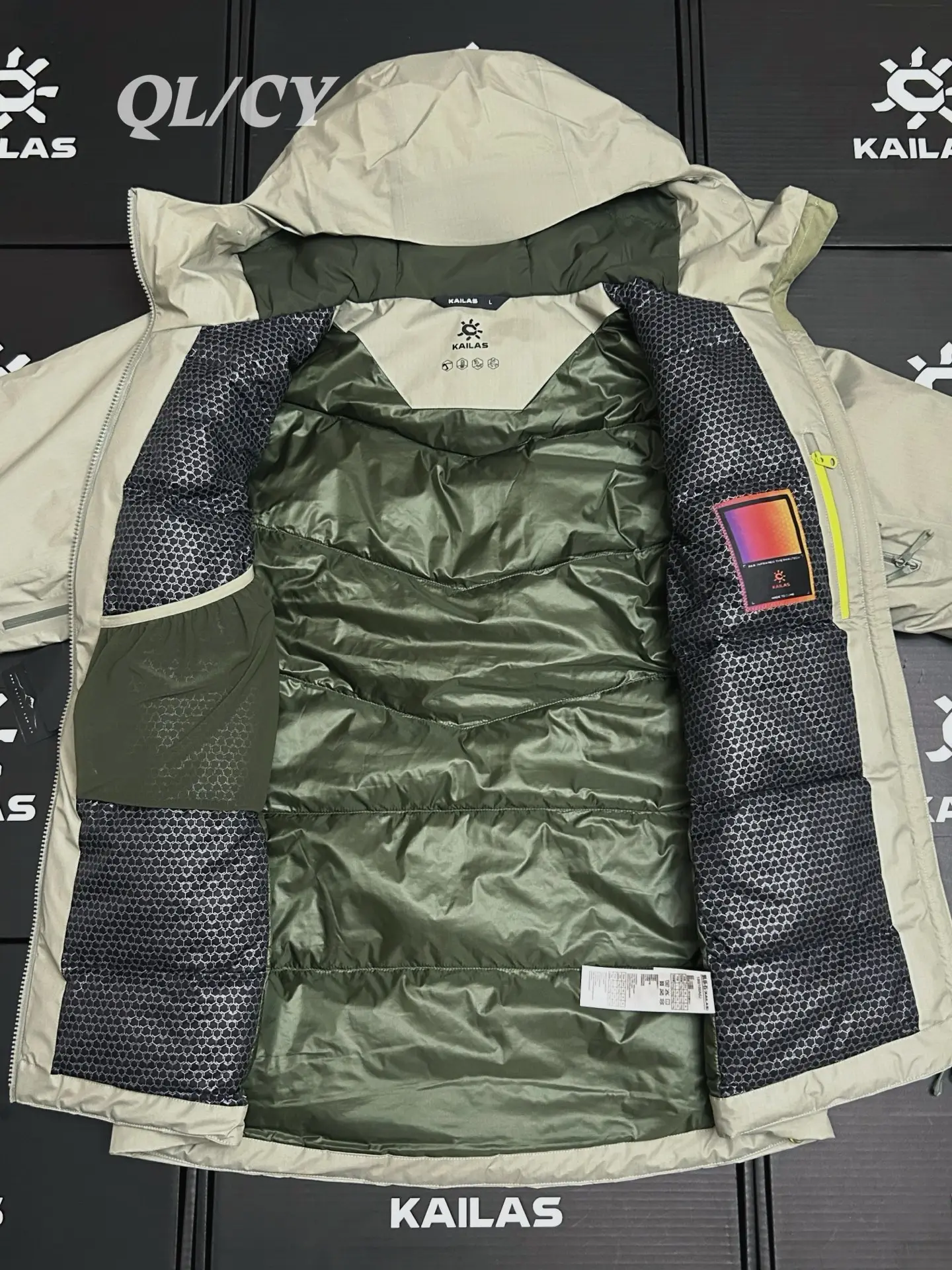 Aspen 3-Layer Hardshell Down-Filled Jacket D56020723 — view 2