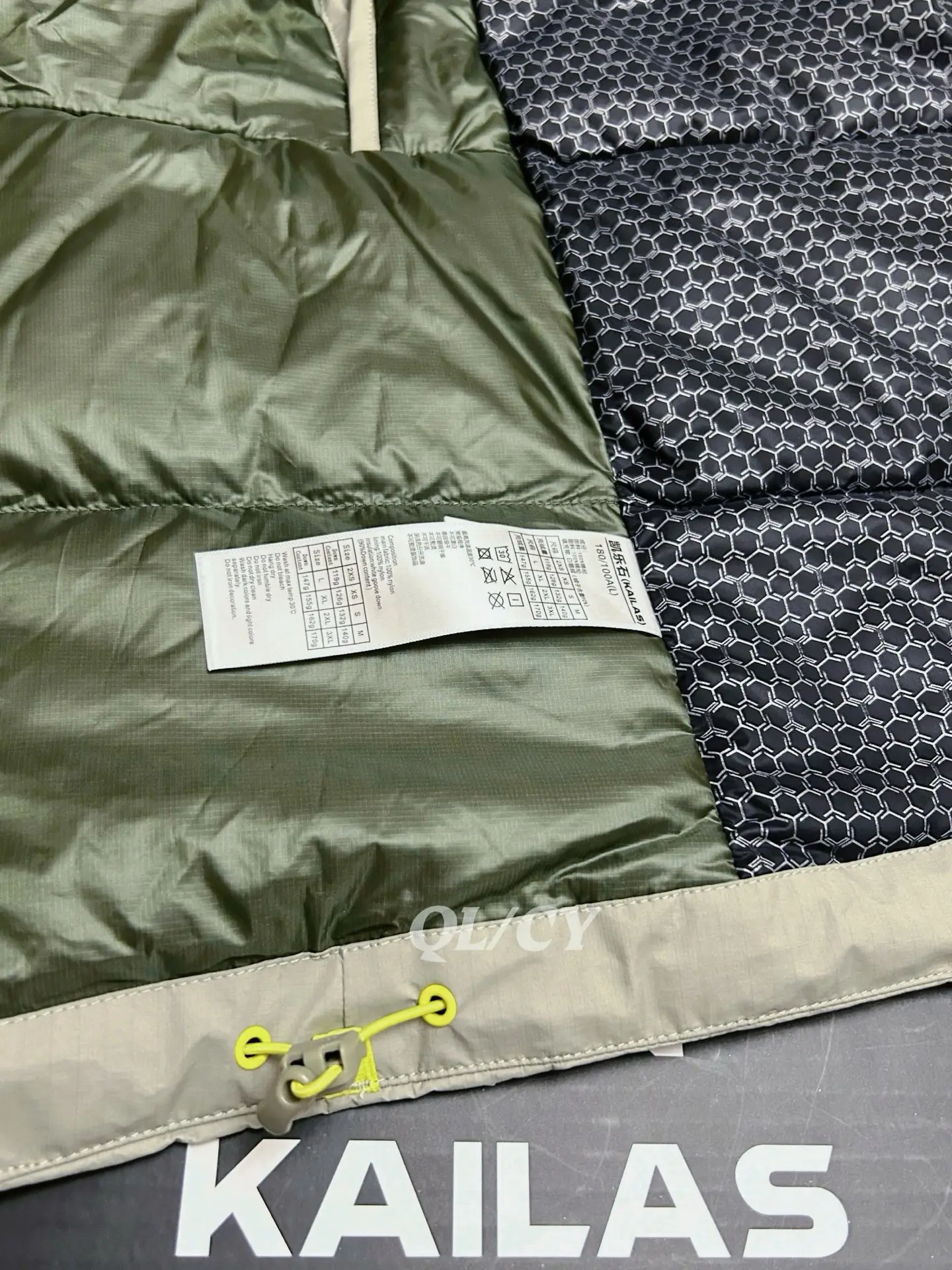 Aspen 3-Layer Hardshell Down-Filled Jacket D56020723 — view 3