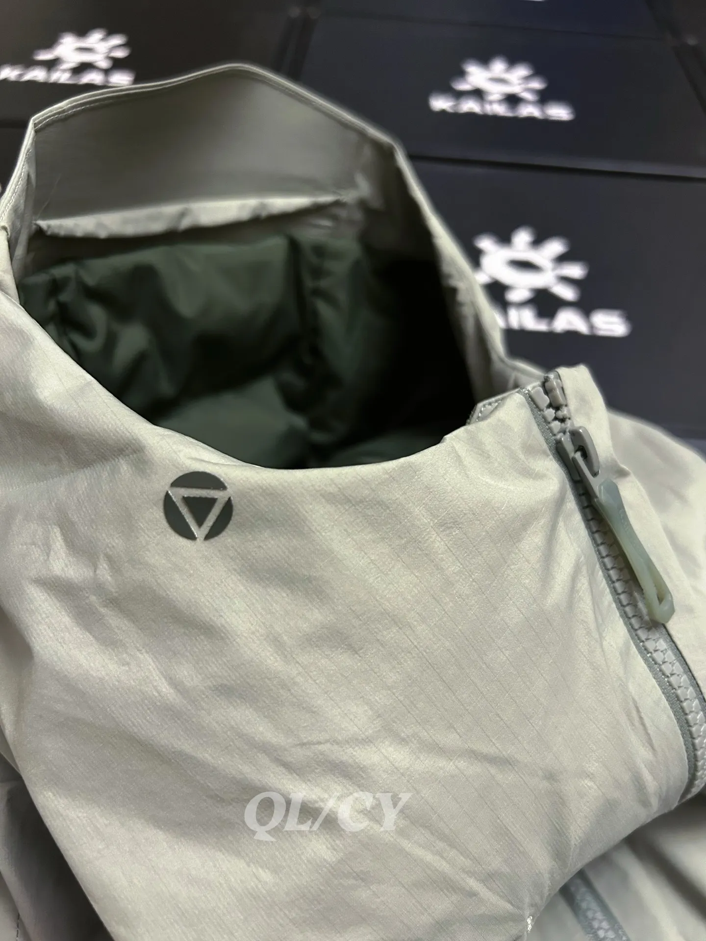 Aspen 3-Layer Hardshell Down-Filled Jacket D56020723 — view 6