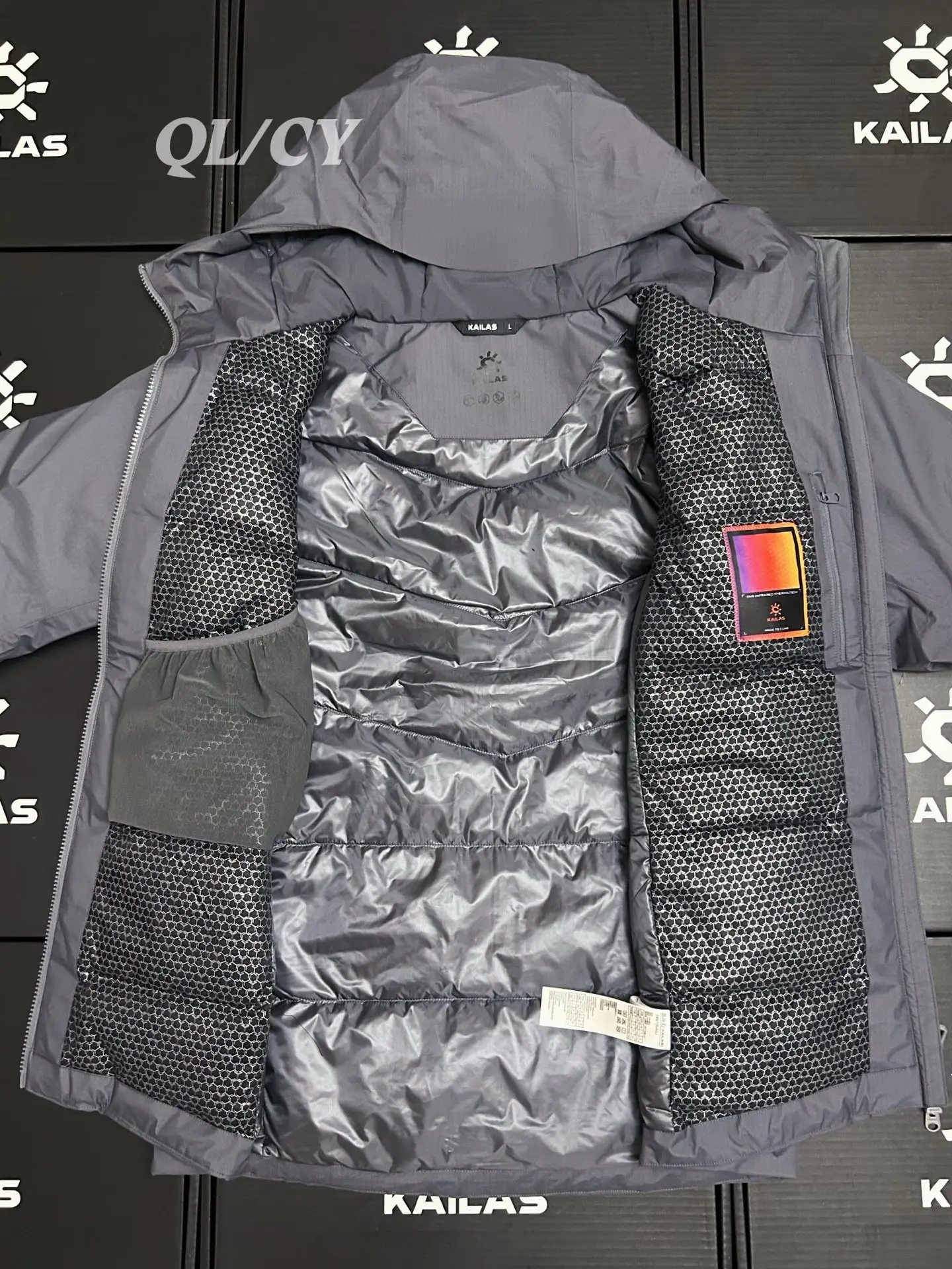 Aspen Hardshell Down-Filled Hooded Jacket D56020725 — view 9