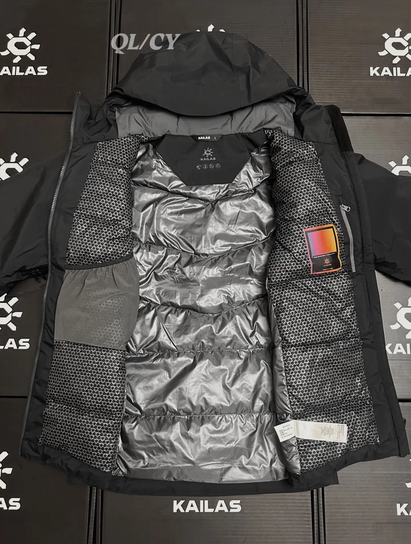 Aspen Hardshell 700-Fill Down Jacket D56020727 — view 9