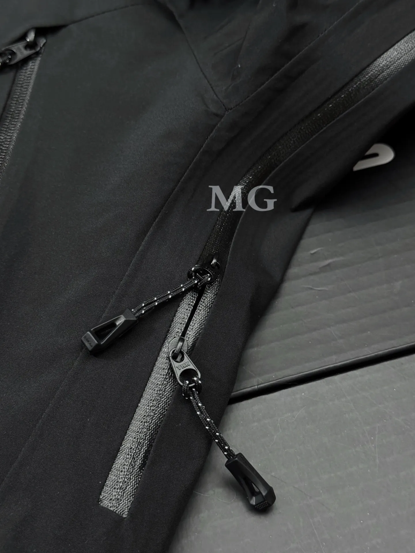 Mont-X 3-in-1 GORE-TEX Down Jacket D58020909 — view 5