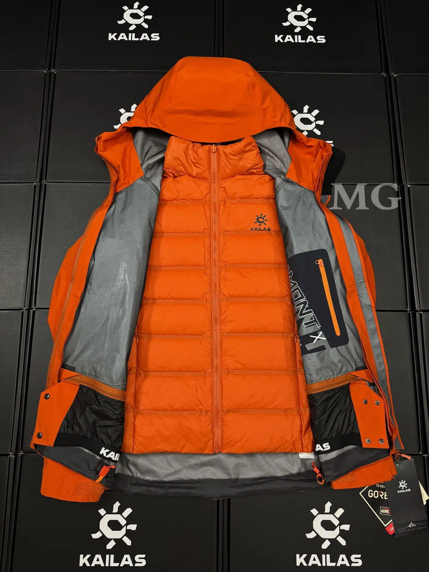 Mont-X 3-in-1 GORE-TEX Down Jacket D58020908 — view 4