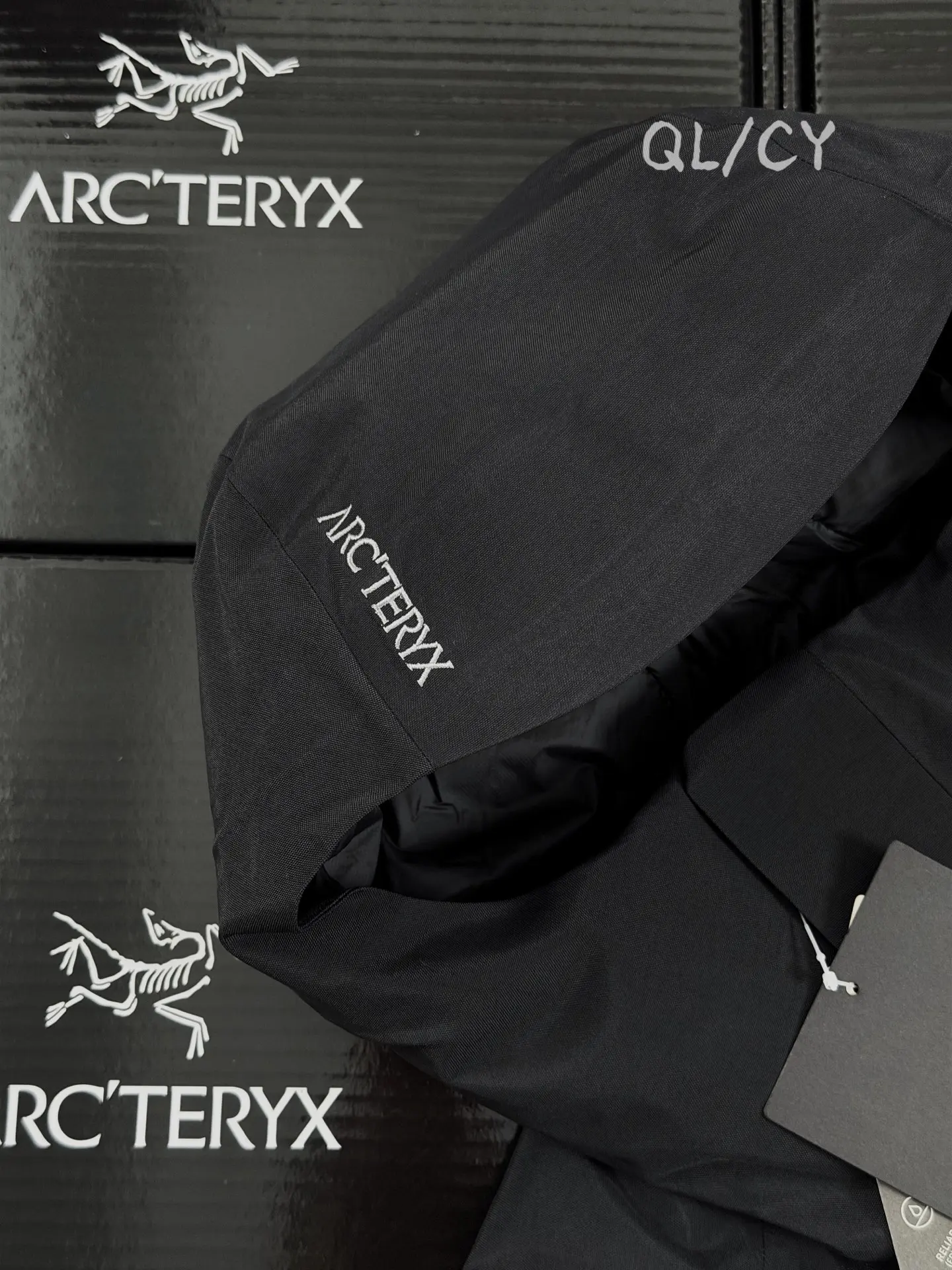Therme GORE-TEX Down-Filled Hooded Jacket D58020970 — view 4