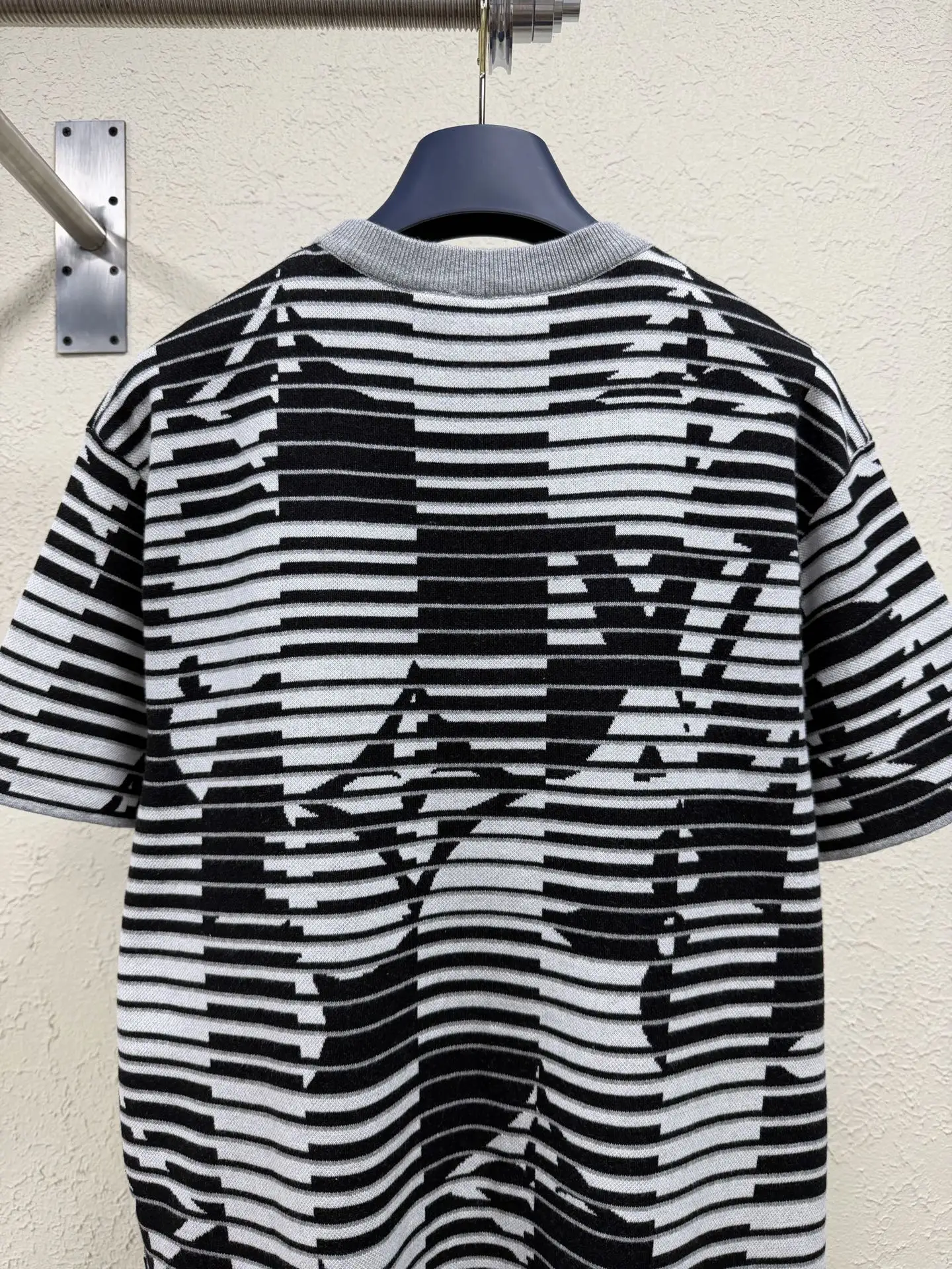 Monogram Jacquard Knit T-Shirt D24519092 — view 9