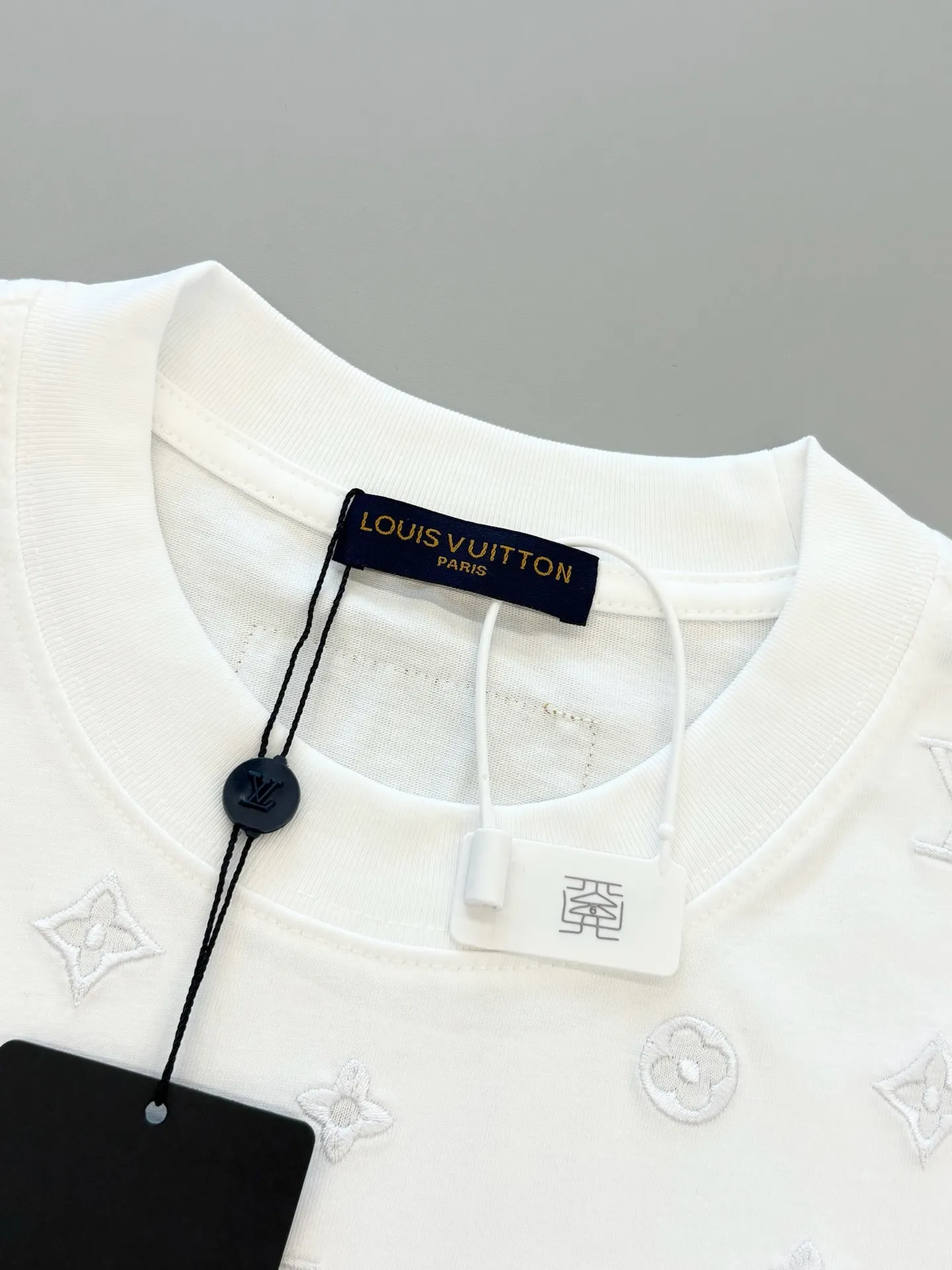 Monogram Embroidered Cotton T-Shirt D13513491 — view 3