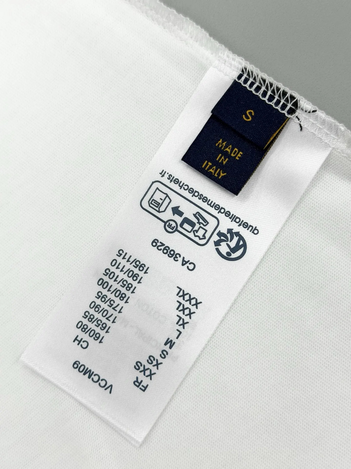 Hand-Painted Logo Cotton T-Shirt D13513770 — view 8