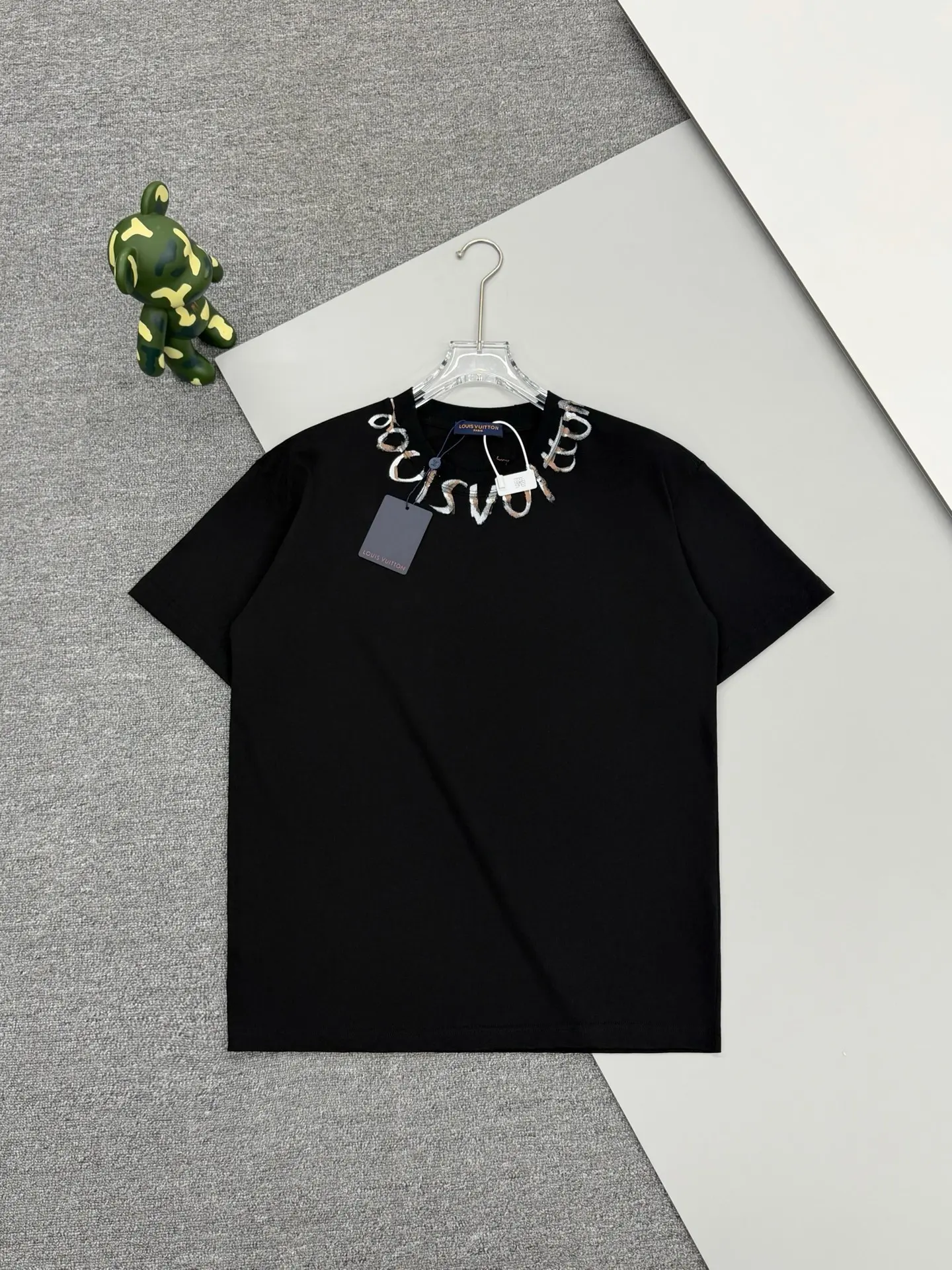 Hand-Painted Logo Crew-Neck T-Shirt D13513771