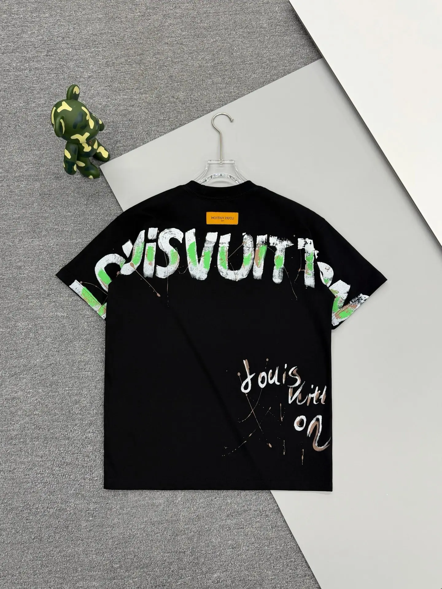 Hand-Painted Logo Crew-Neck T-Shirt D13513771 — view 2