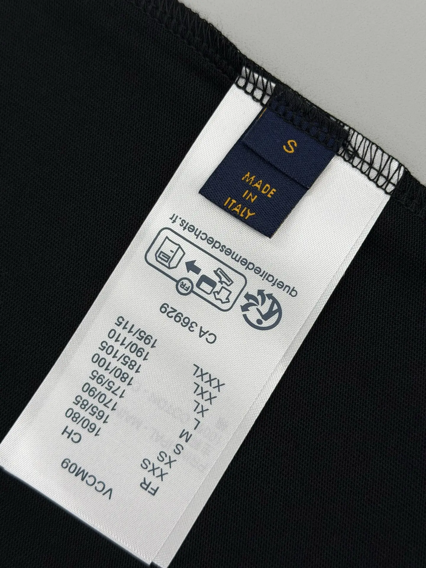 Hand-Painted Logo Crew-Neck T-Shirt D13513771 — view 8