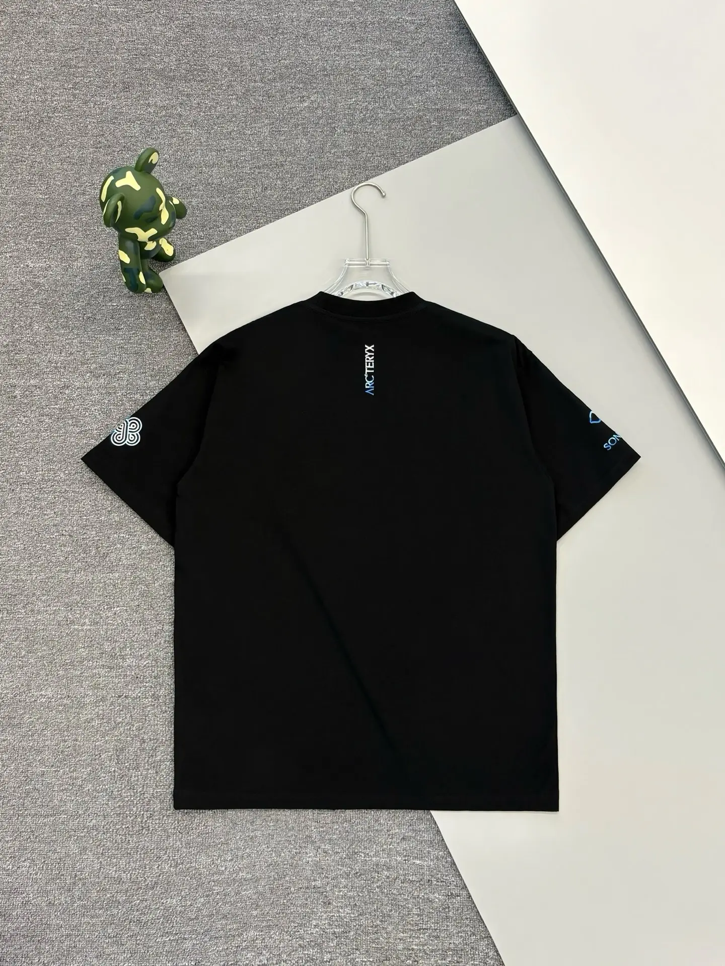 Embroidered Gradient Logo Cotton T-Shirt D13513494 — view 2