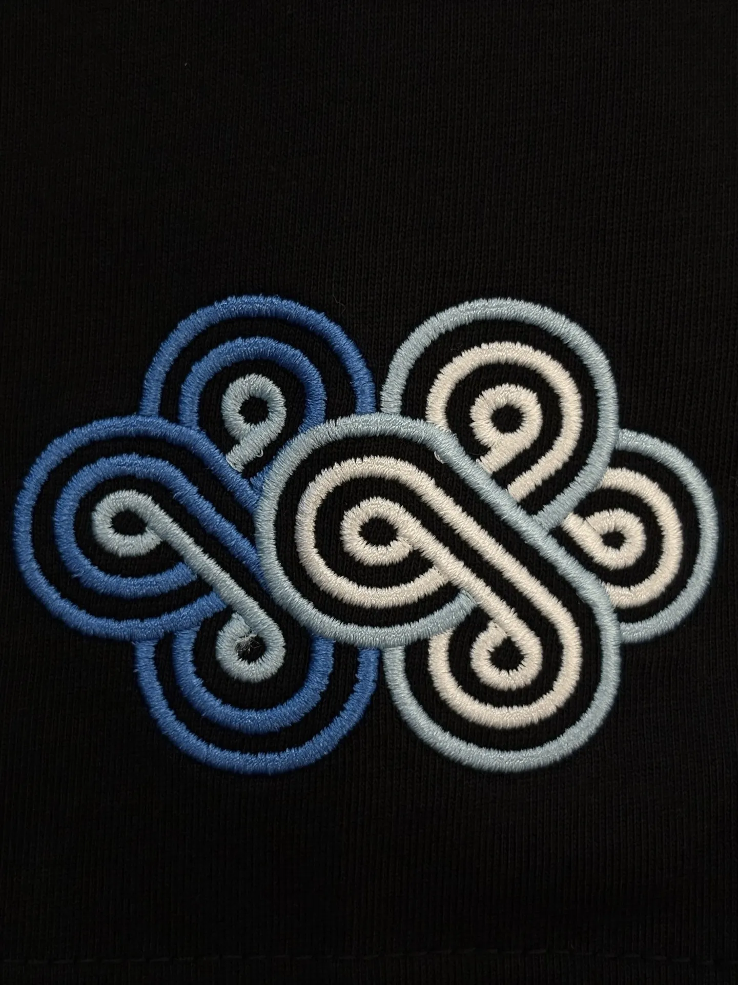 Embroidered Gradient Logo Cotton T-Shirt D13513494 — view 5