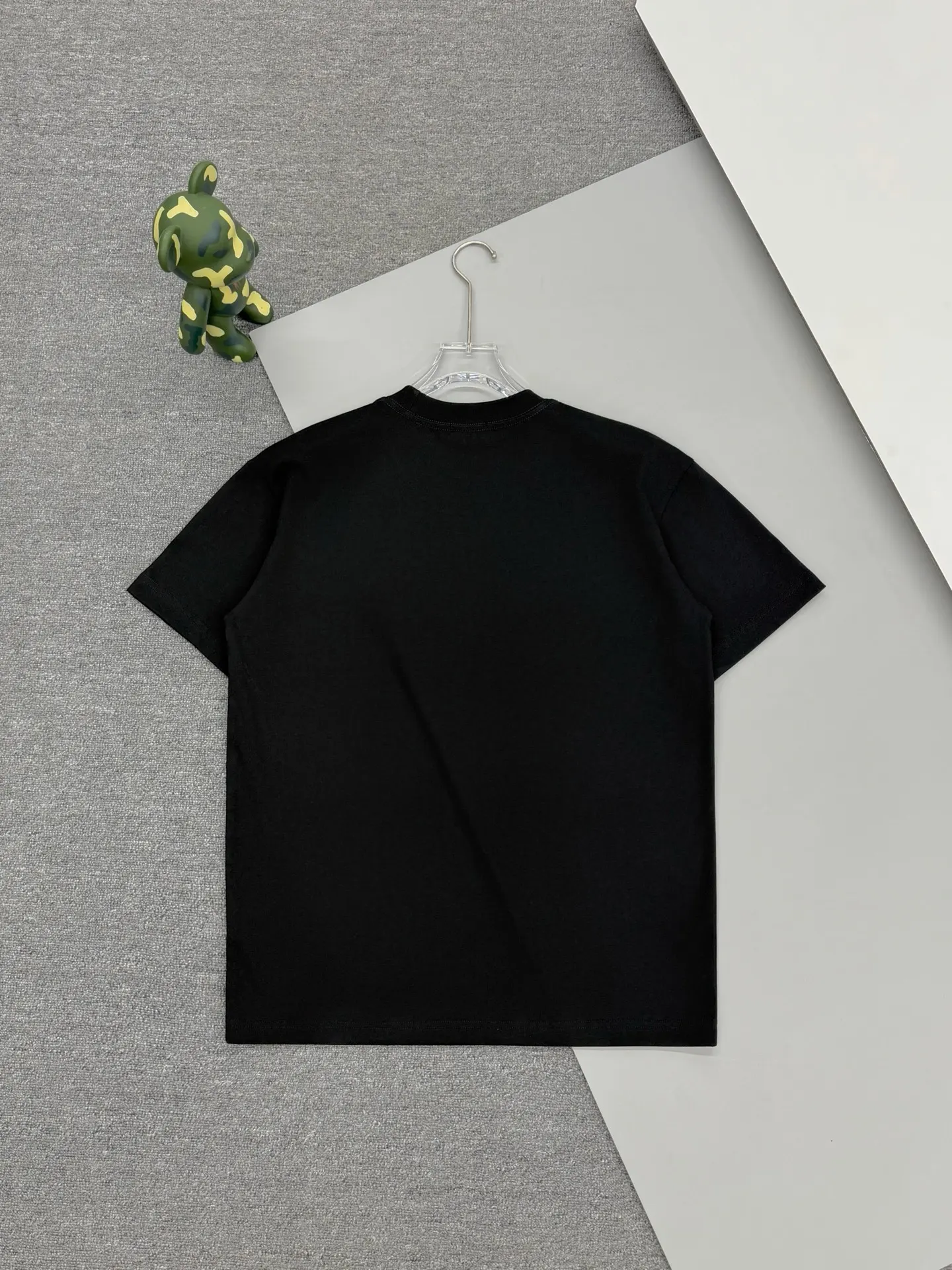 Lunar New Year Embroidered Cotton T-Shirt D13513773 — view 2