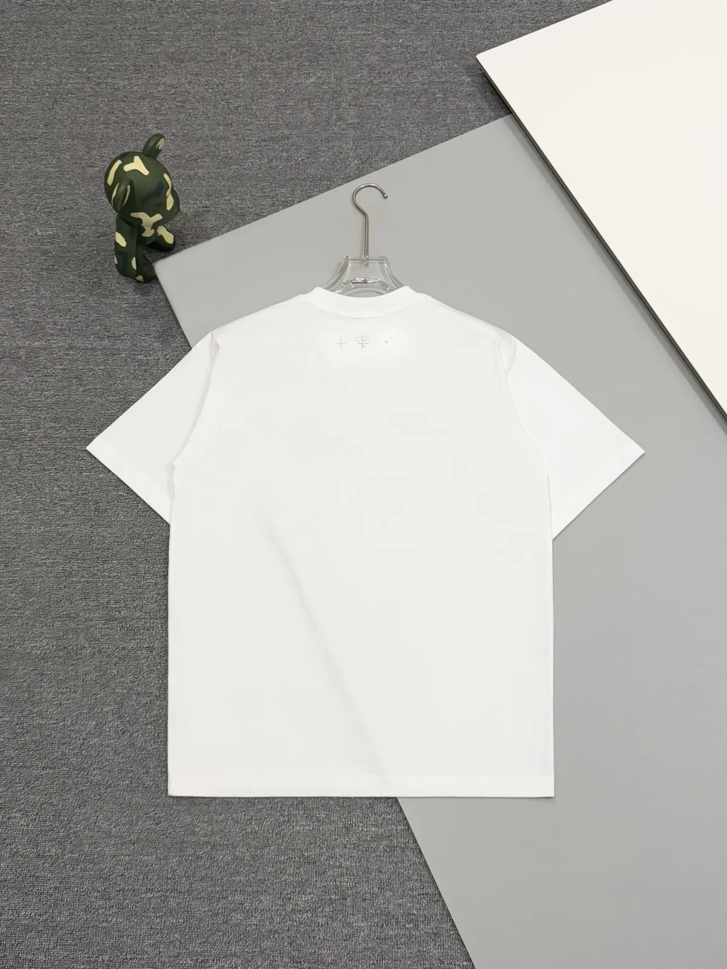 Embroidered Signature Oversized T-Shirt D13513666 — view 2