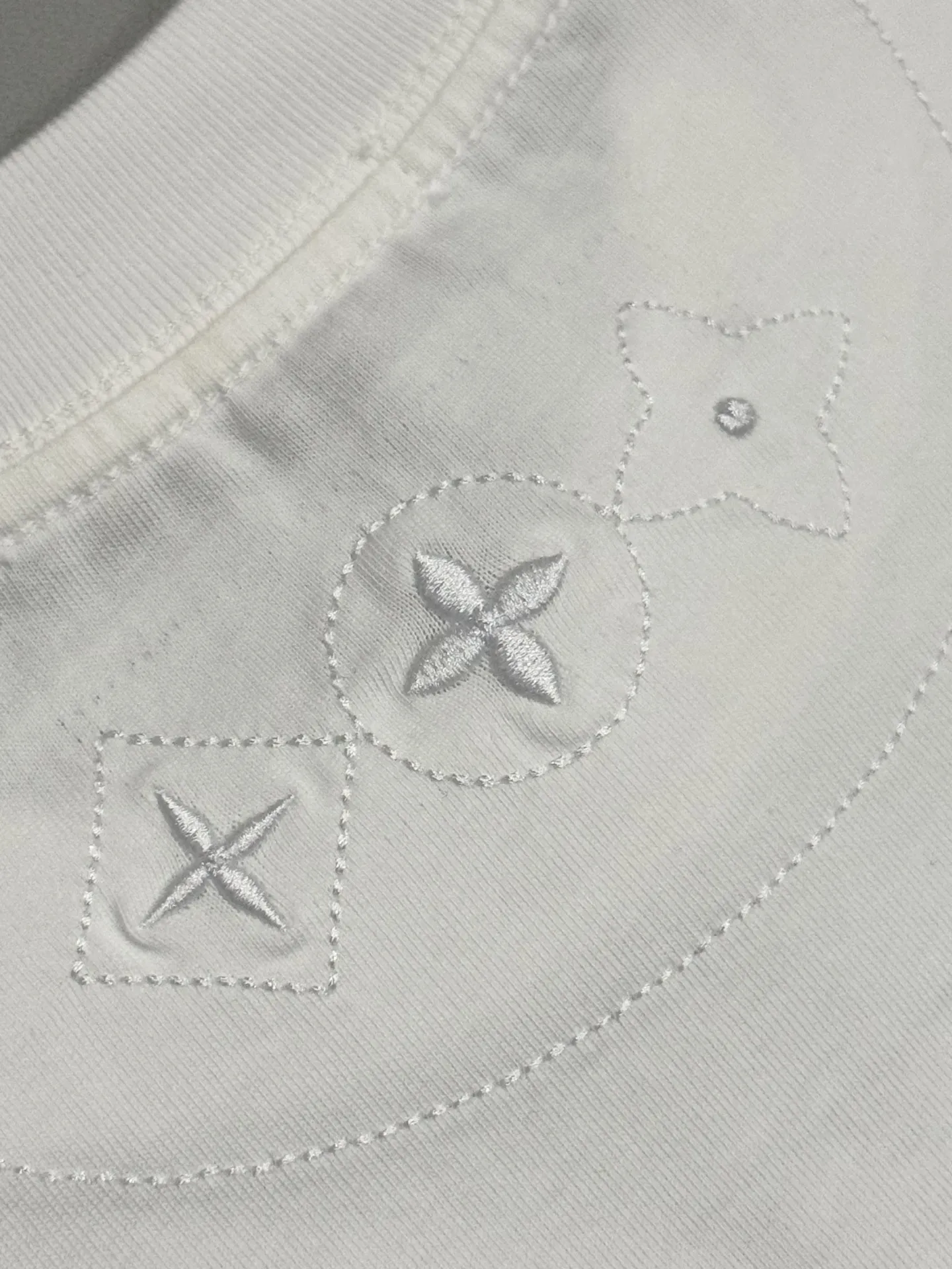 Embroidered Signature Oversized T-Shirt D13513666 — view 7