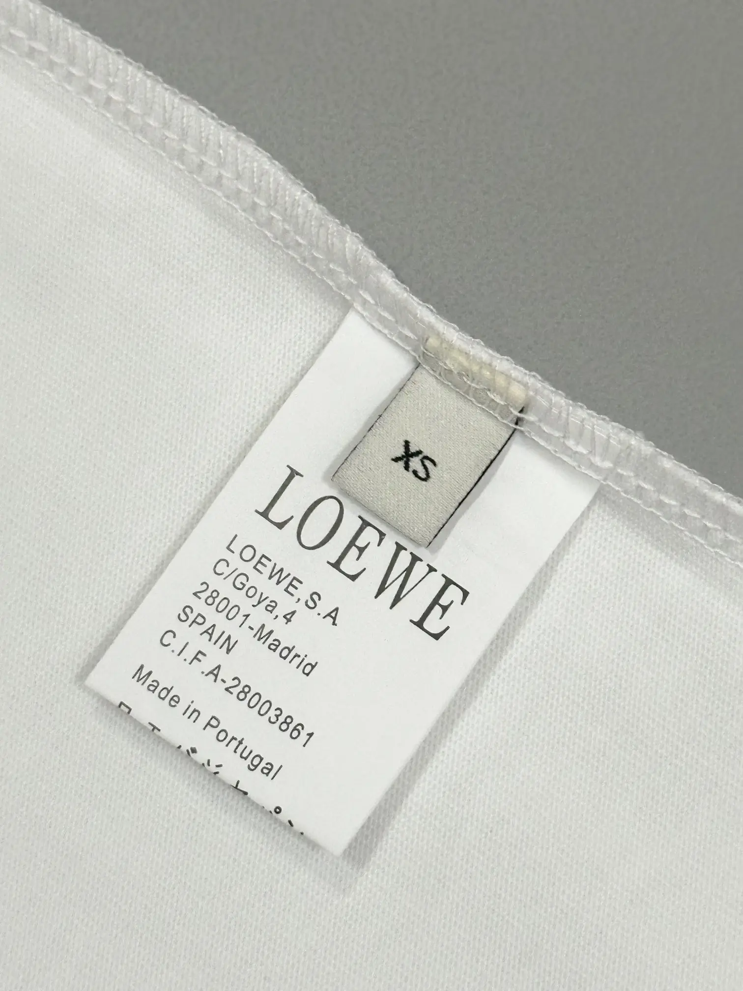 Anagram Logo Embroidered Cotton T-Shirt D13513668 — view 7