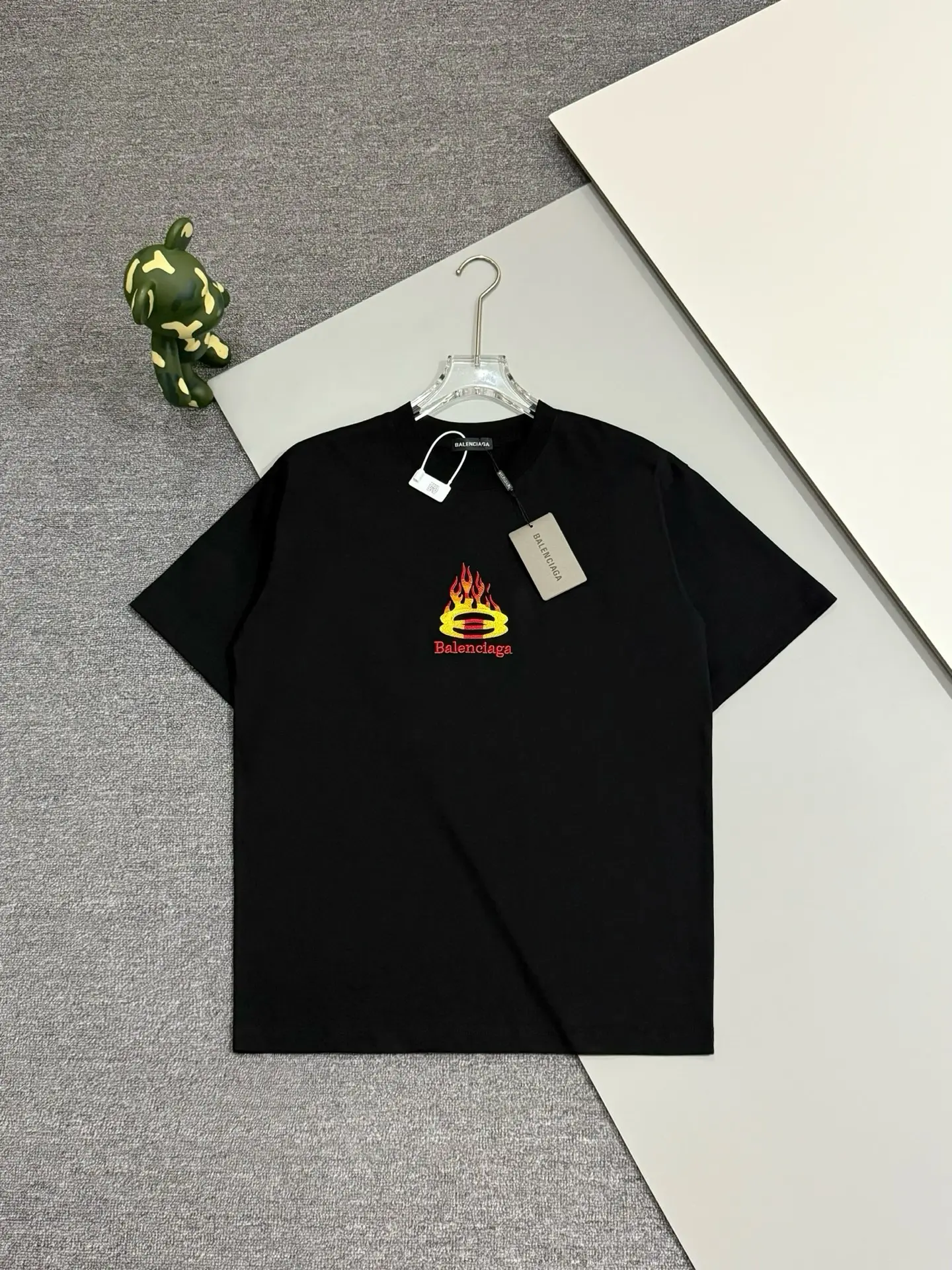 Flame Logo Embroidered Cotton T-Shirt D13513745