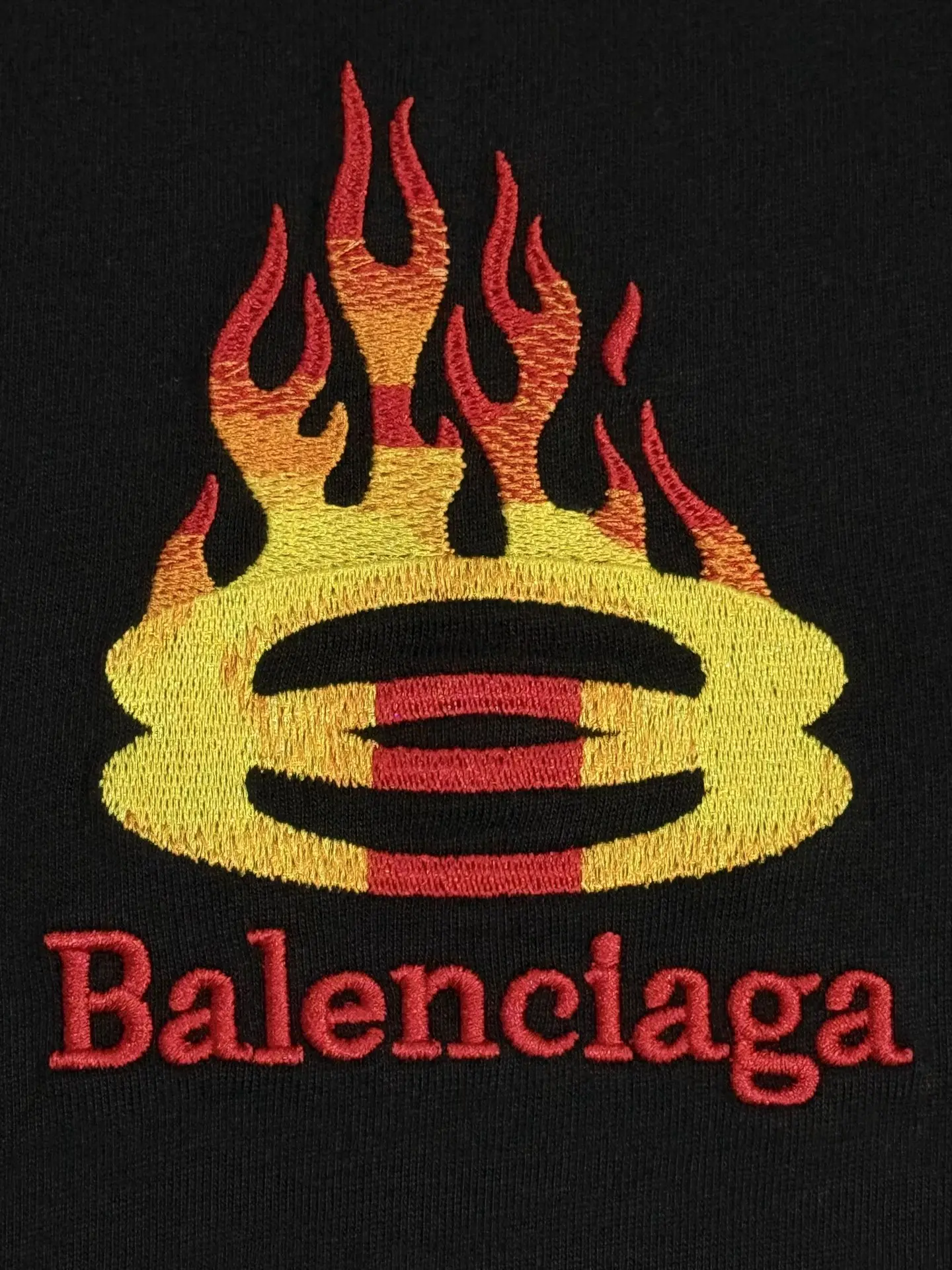 Flame Logo Embroidered Cotton T-Shirt D13513745 — view 4