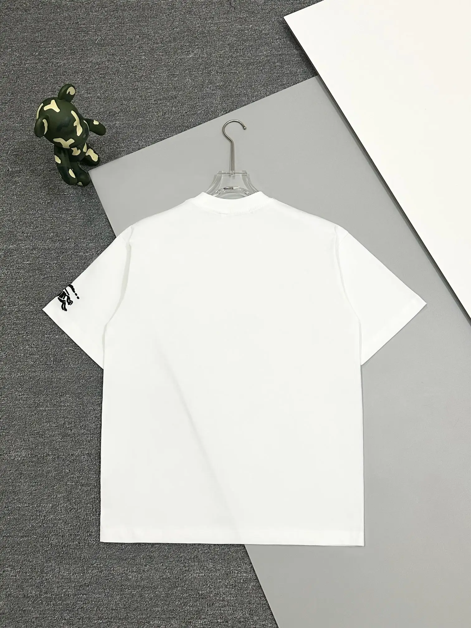 TB Monogram Embroidered Cotton T-Shirt D13513465 — view 2