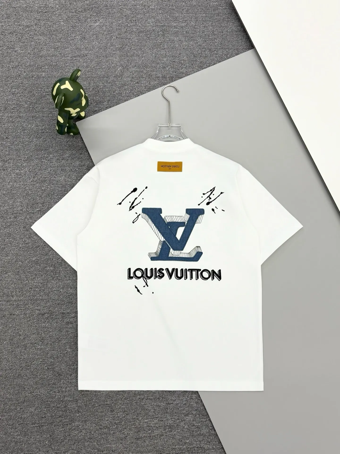 Embroidered Denim Patch Logo T-Shirt D14013794 — view 2