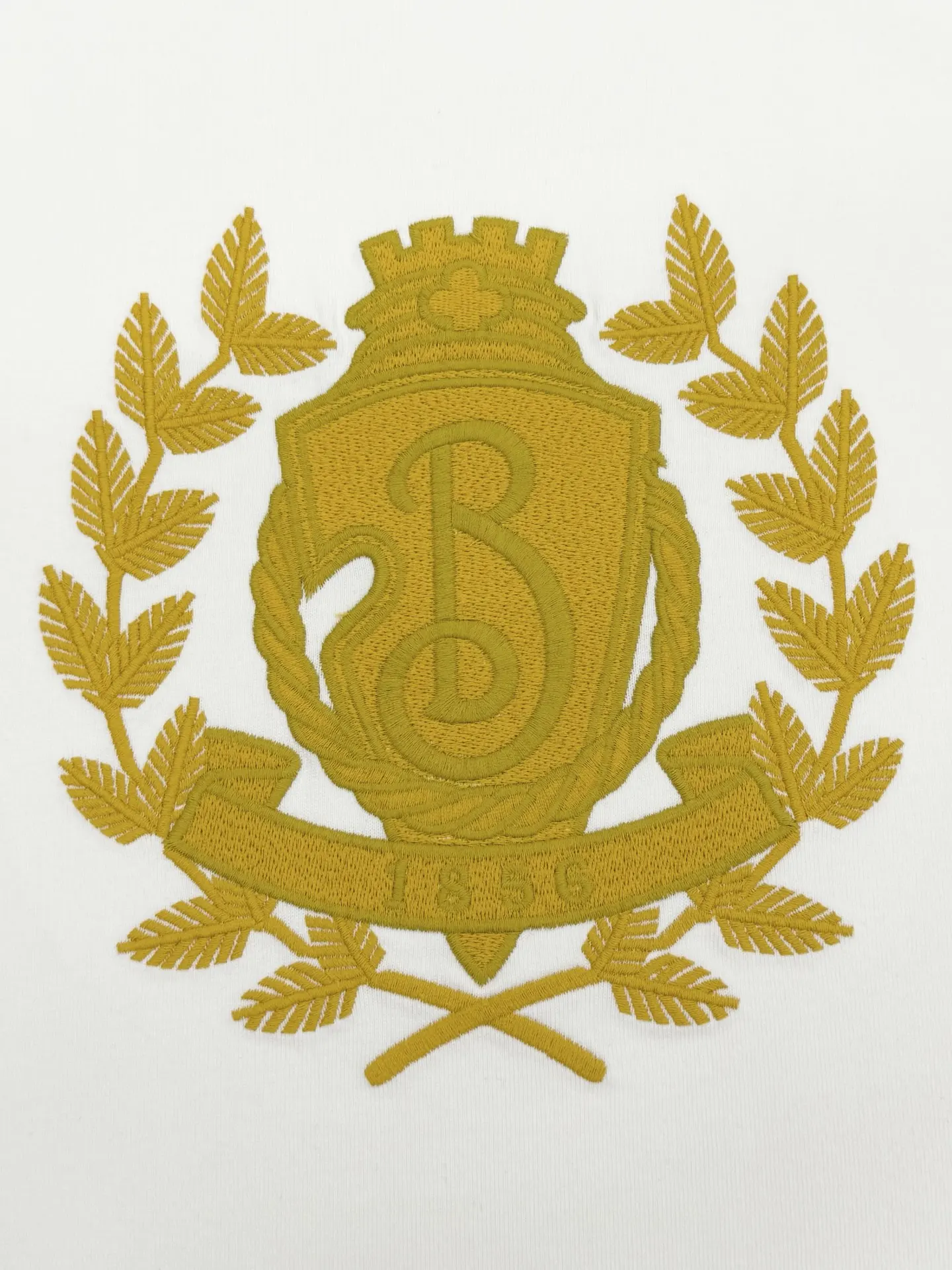 Embroidered Crest Cotton T-Shirt D14013479 — view 6