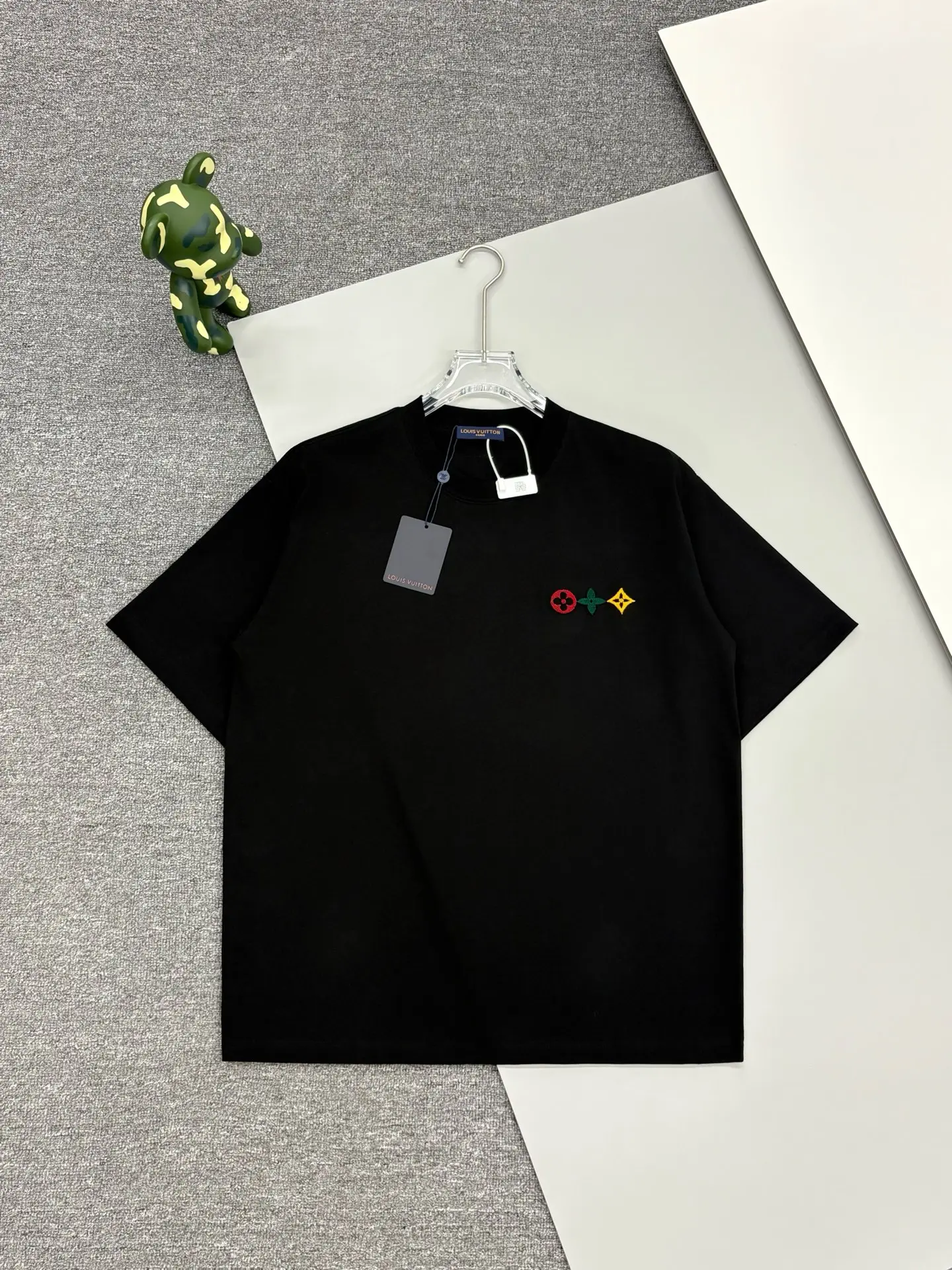 Embroidered Monogram Flower Cotton T-Shirt D14013801