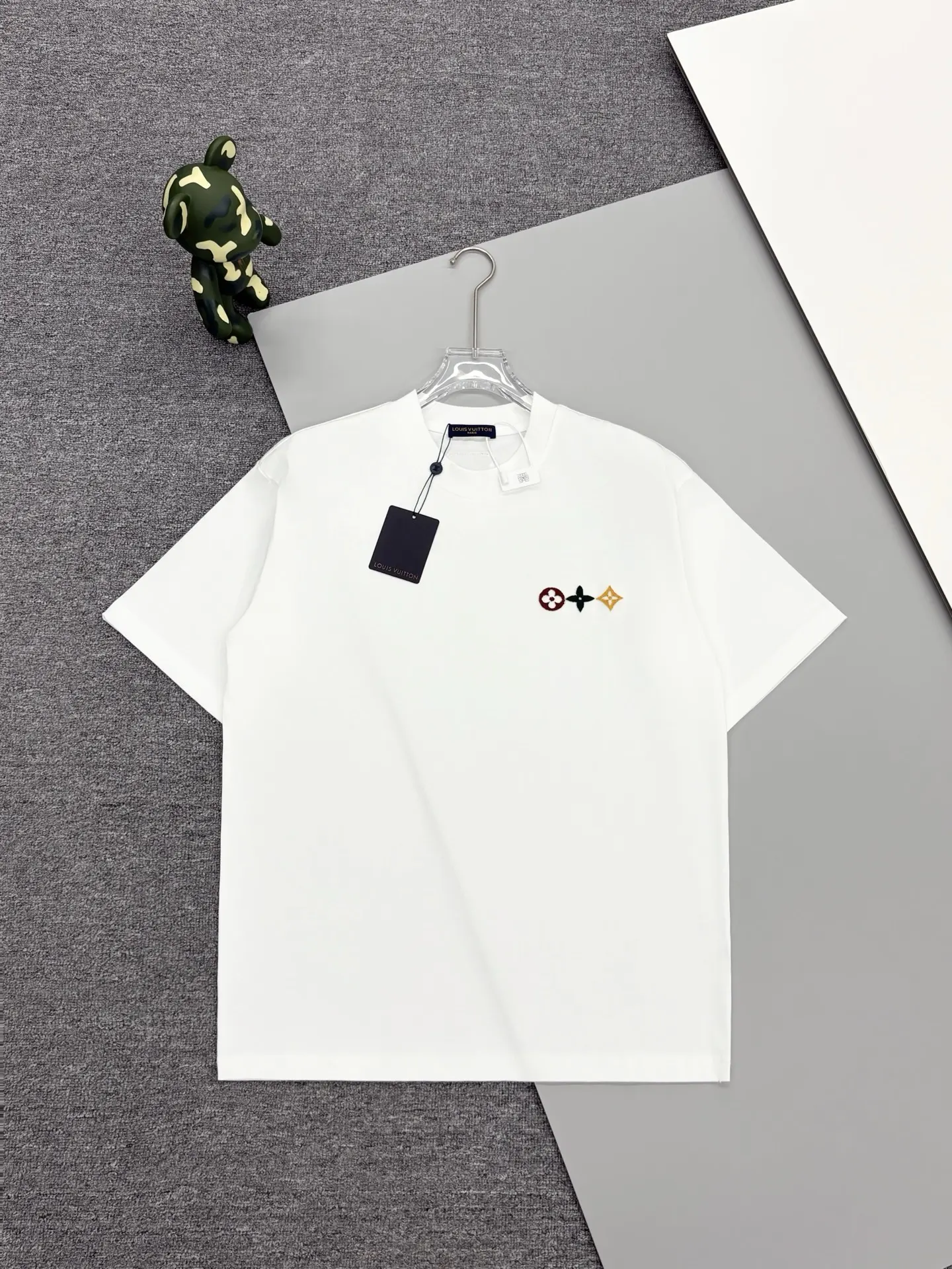 Embroidered Monogram Flower Cotton T-Shirt D14013800