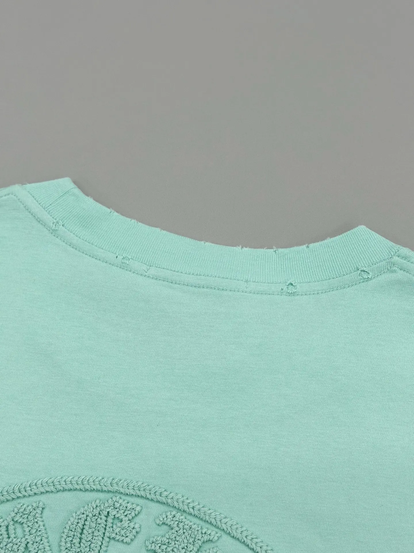 Horseshoe Embroidered Cotton T-Shirt D15013657 — view 7