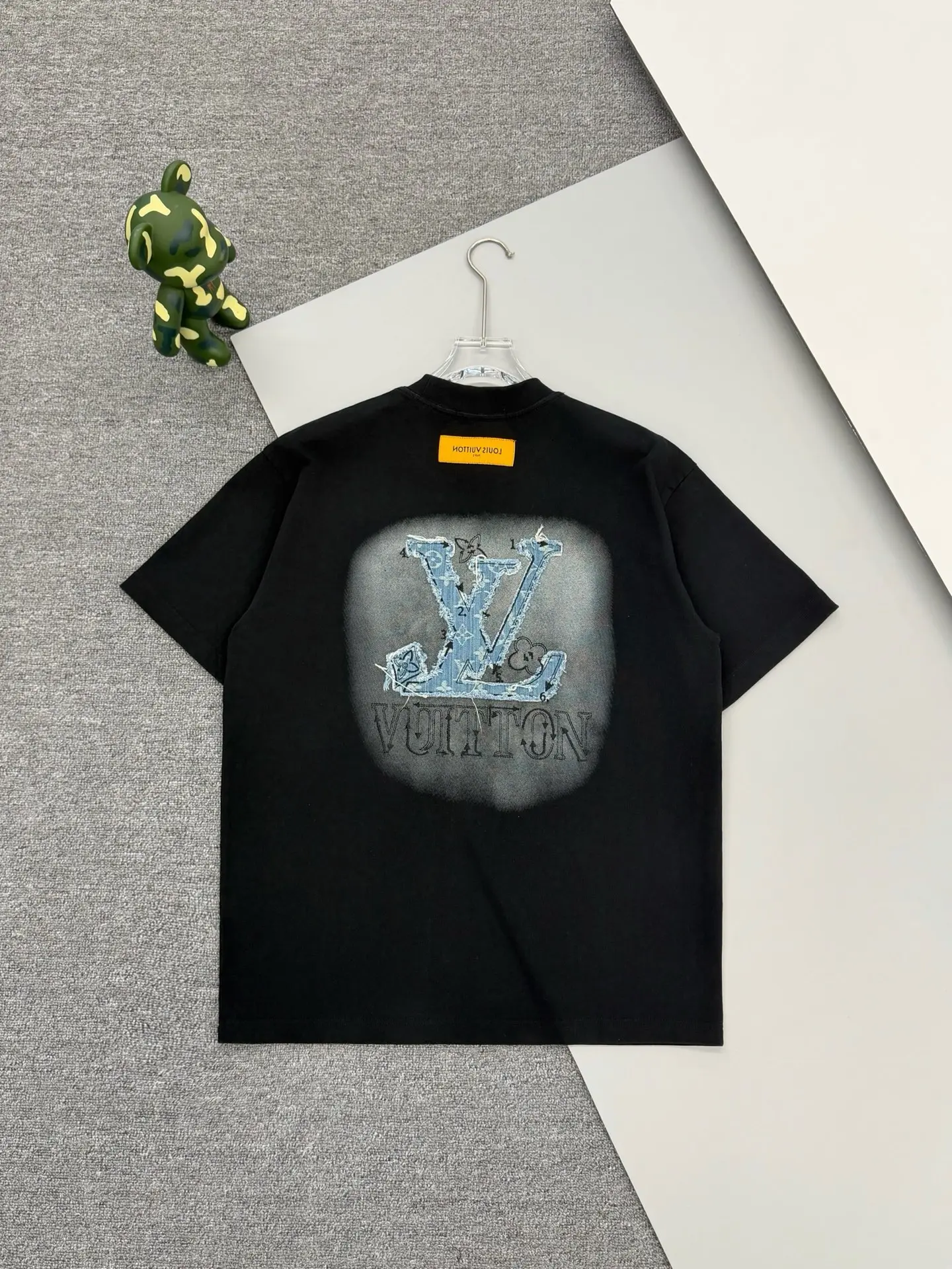 Embroidered Denim Patch Logo T-Shirt D15013655 — view 2