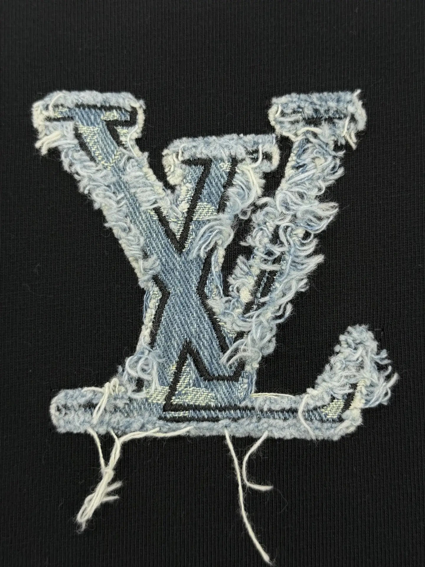 Embroidered Denim Patch Logo T-Shirt D15013655 — view 5