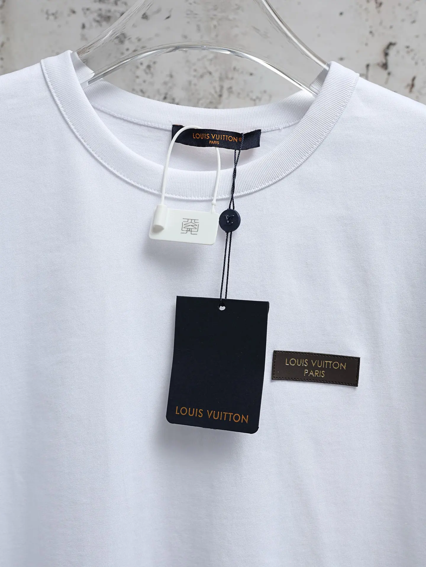Leather Patch Cotton Crew-Neck T-Shirt D16021924 — view 3