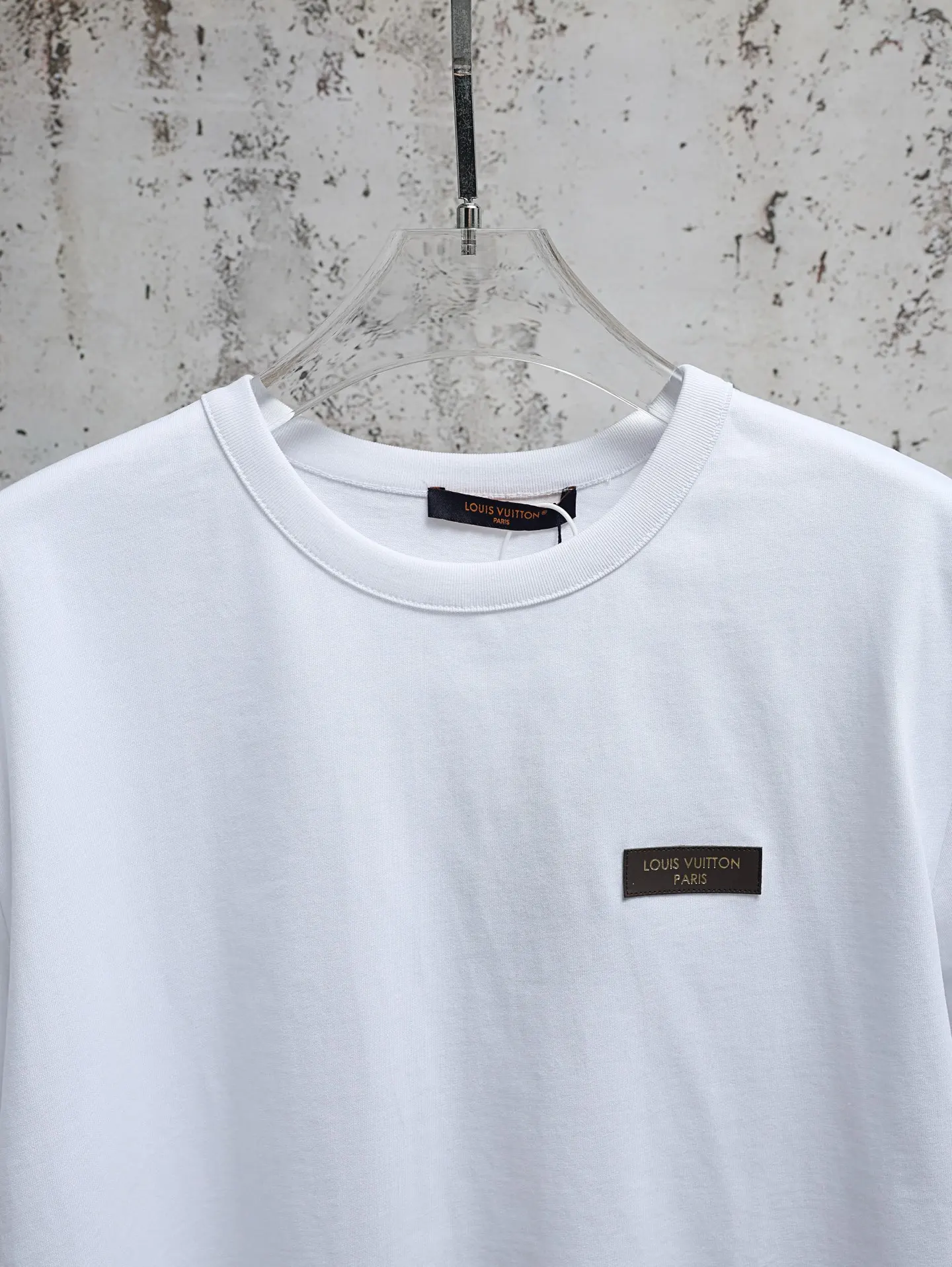 Leather Patch Cotton Crew-Neck T-Shirt D16021924 — view 6
