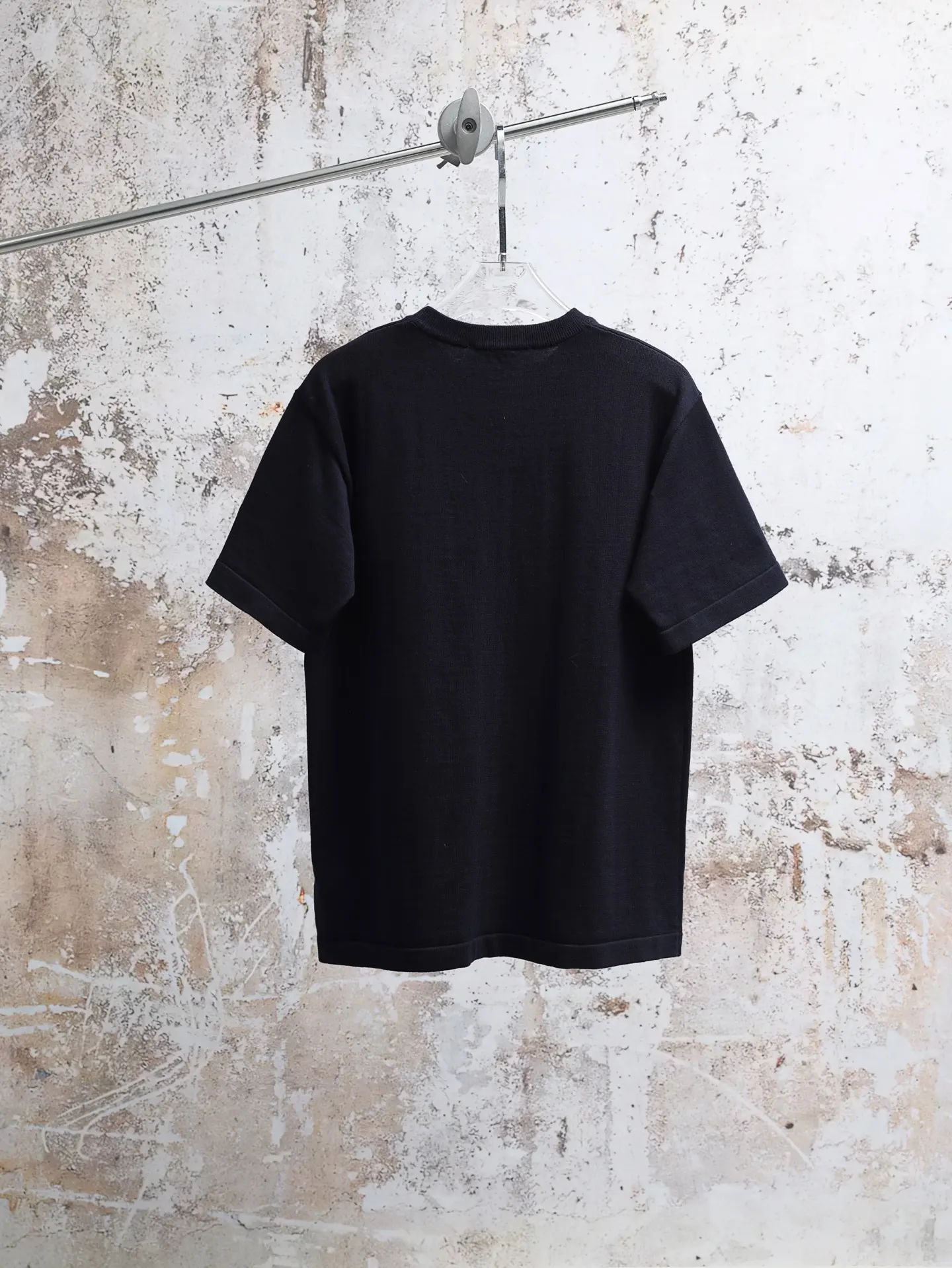 LV Leather Patch Cotton Knit T-Shirt D19021935 — view 2