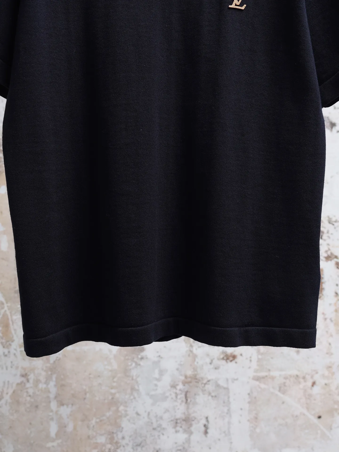 LV Leather Patch Cotton Knit T-Shirt D19021935 — view 6