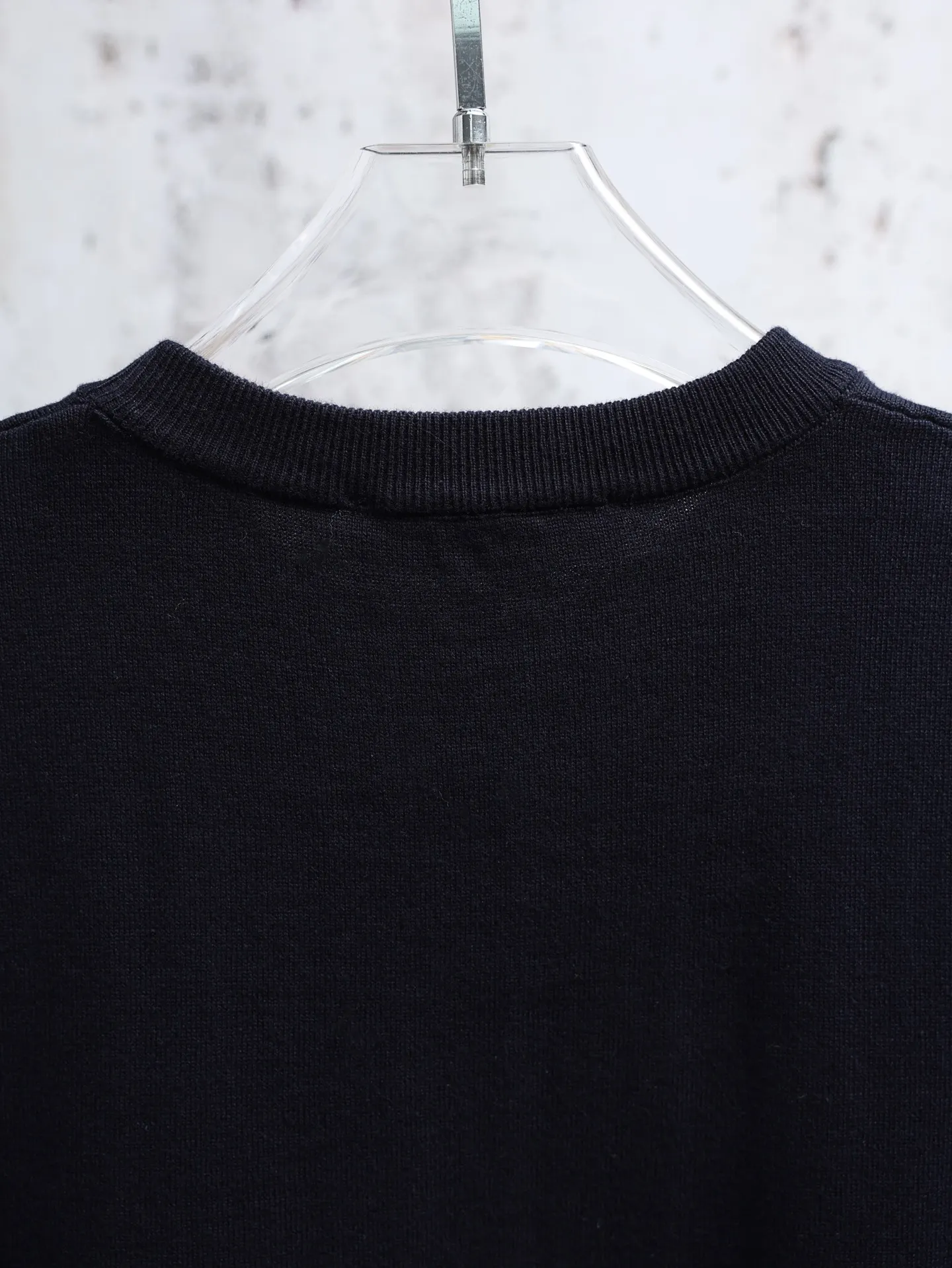LV Leather Patch Cotton Knit T-Shirt D19021935 — view 7